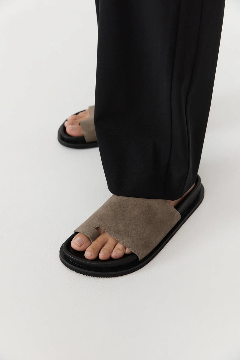 Ba holidays sandals online