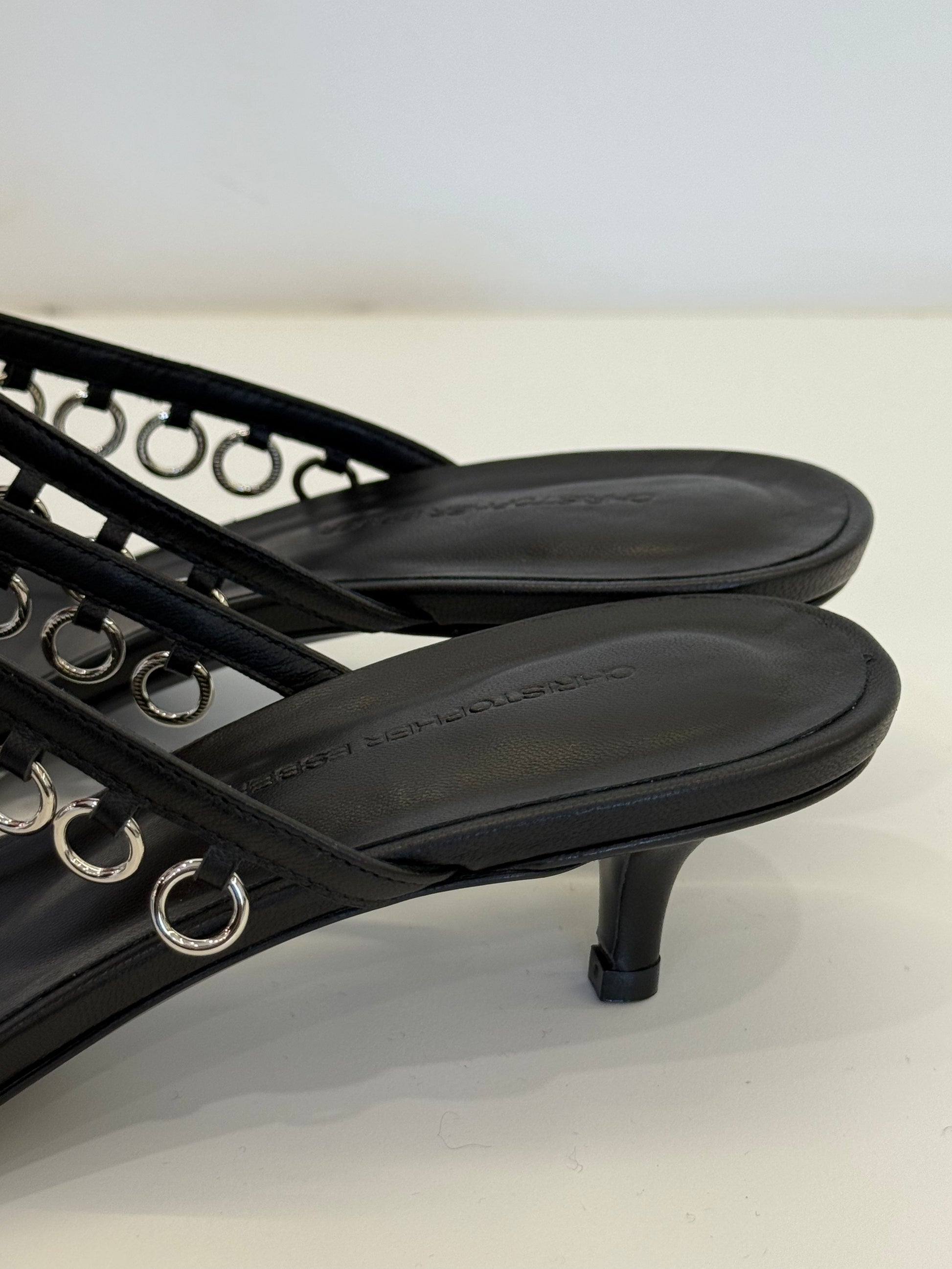 PIERCED KITTEN HEEL BLACK