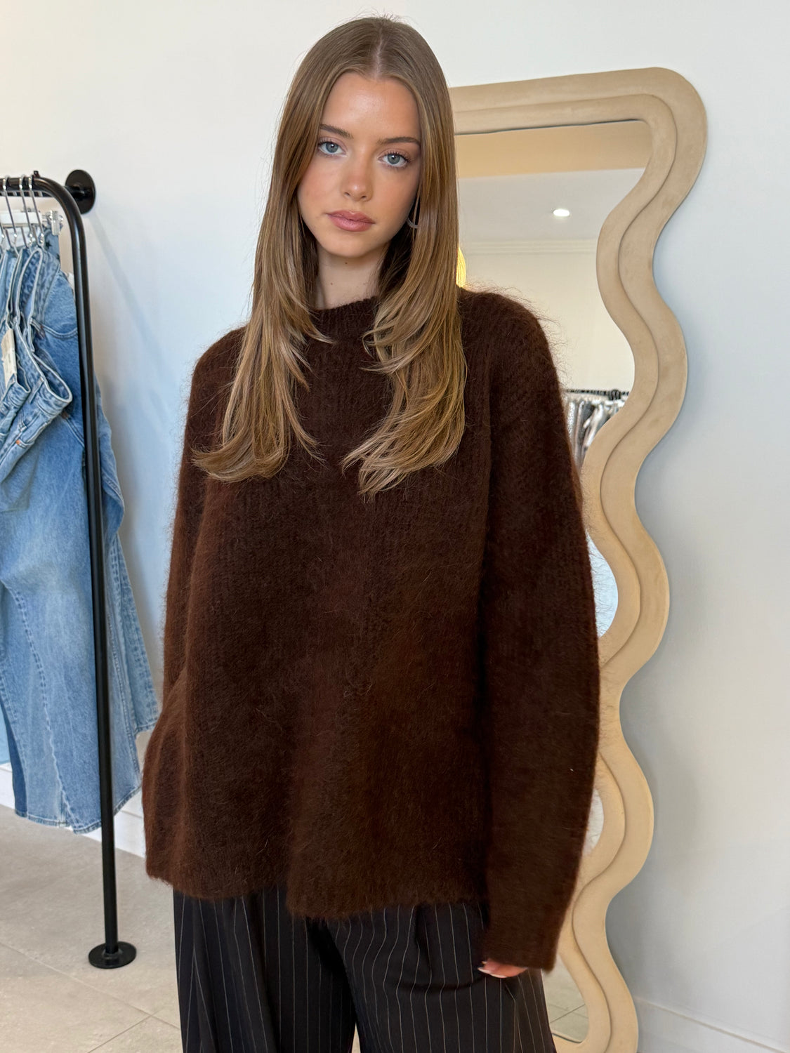 SCOTT CREW NECK COCOA BROWN - MR MITTENS