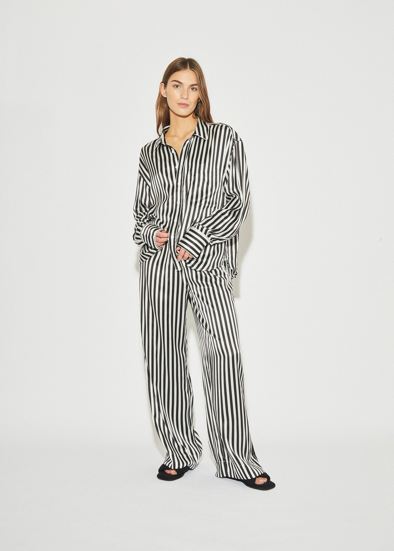 LOUNGE PANT BLACK + WHITE STRIPE