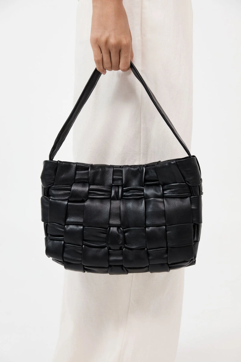 TEXTURED MINI WOVEN TOTE BLACK - ST.AGNI