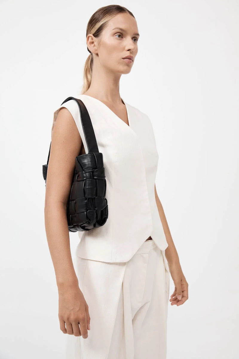 TEXTURED MINI WOVEN TOTE BLACK - ST.AGNI