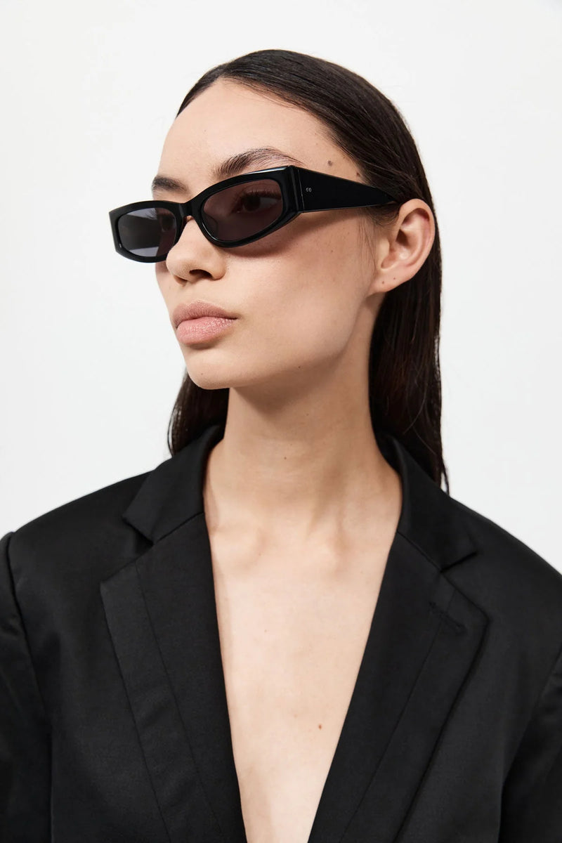 EVERYDAY RECTANGLE SUNGLASSES BLACK - ST.AGNI
