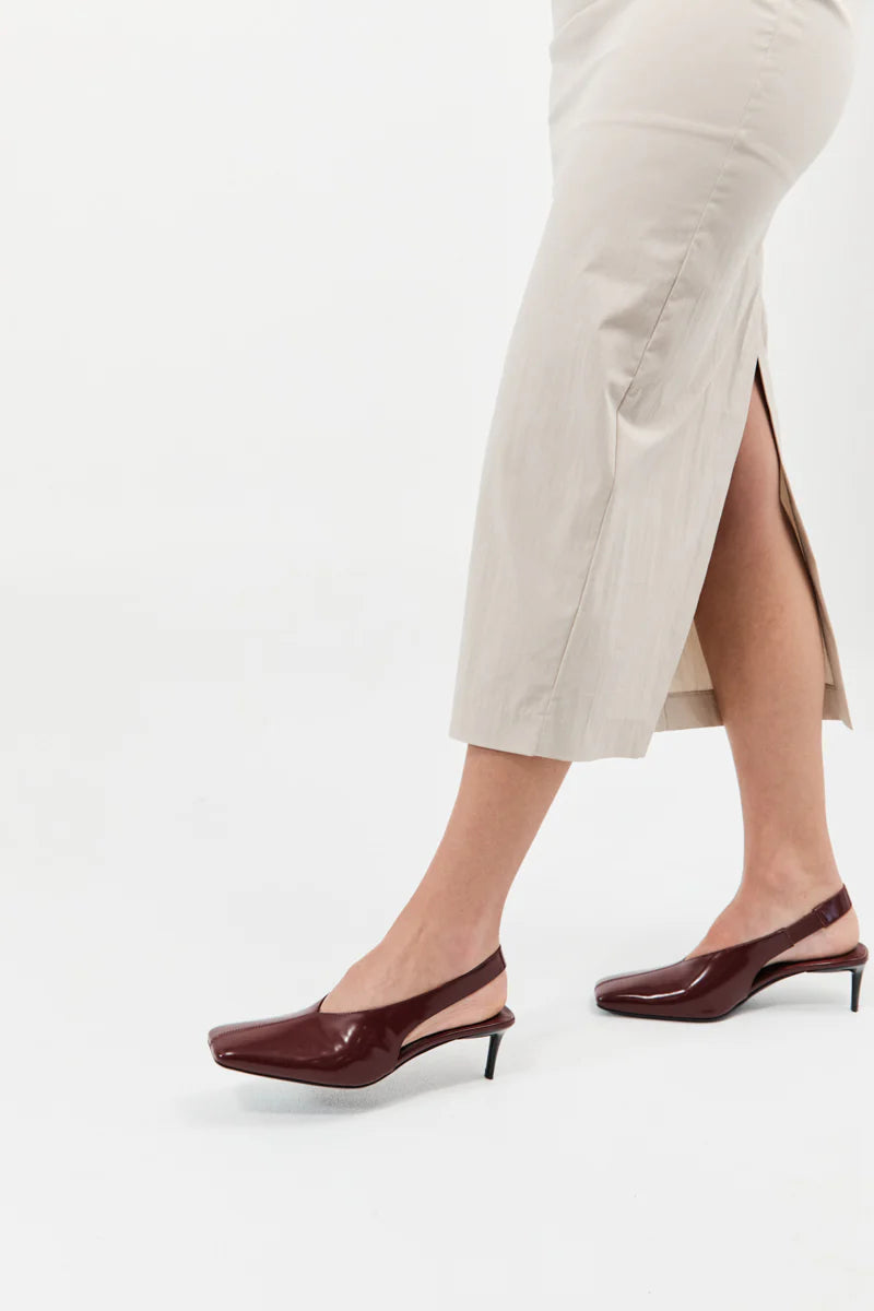 SQUARE TOE SLING BACK HEEL PLUM - ST.AGNI