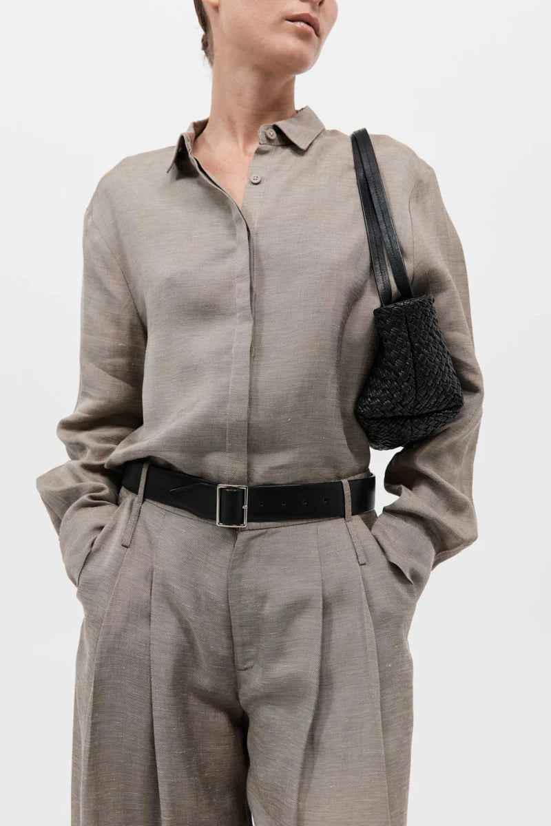 PETIT WOVEN TRAPEZE BAG BLACK - ST.AGNI