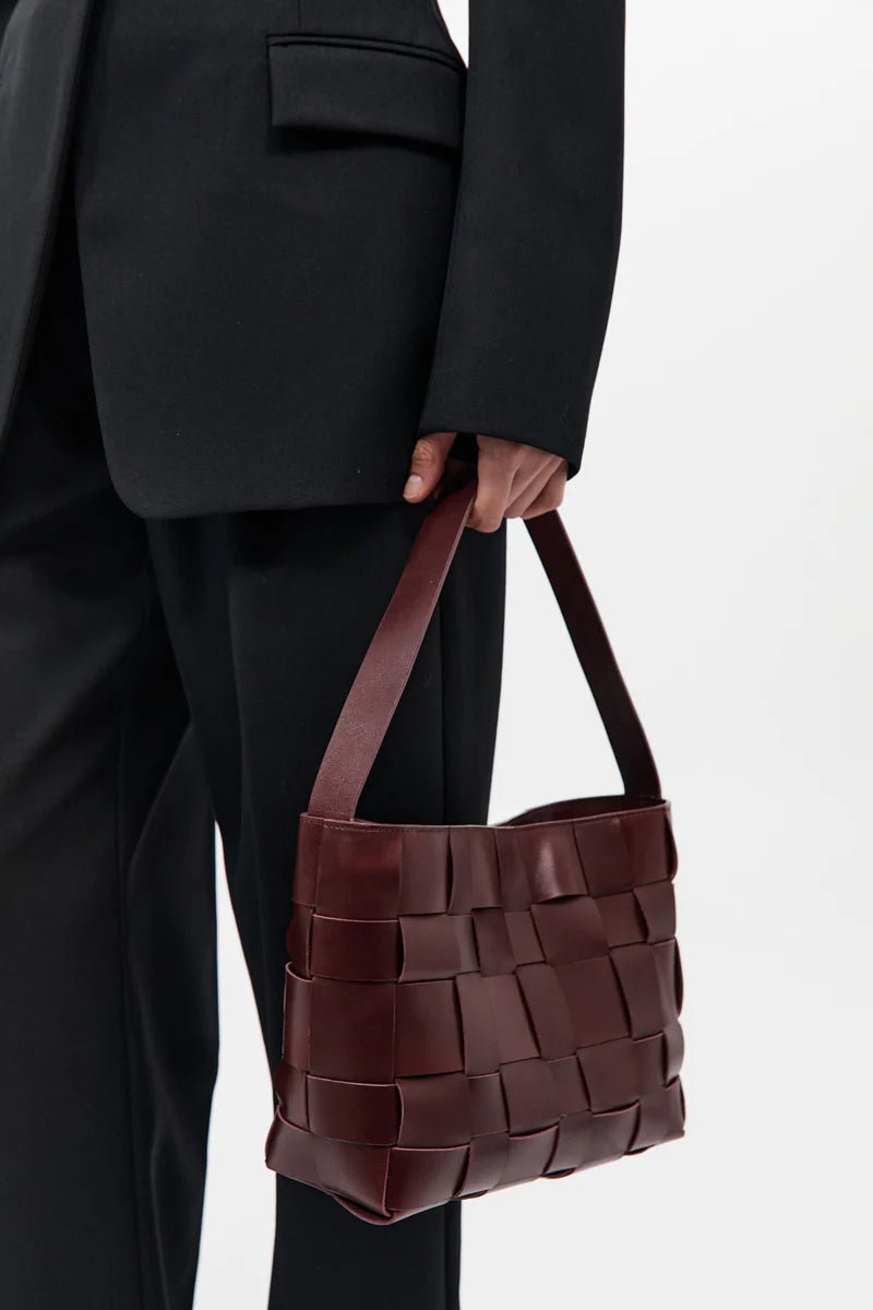 WOVEN MINI TOTE PLUM - ST.AGNI