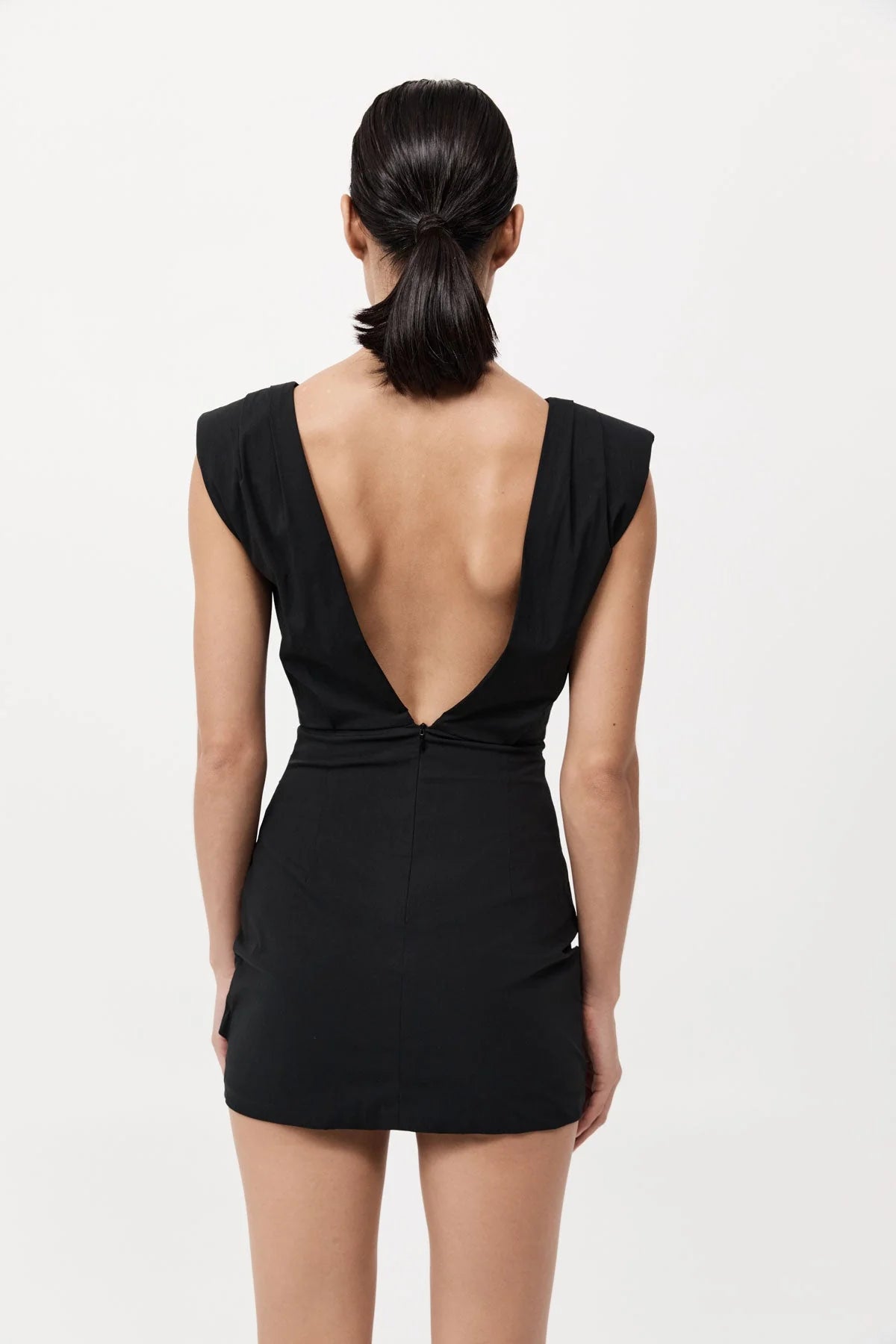 BATEAU TUCK MINI DRESS BLACK