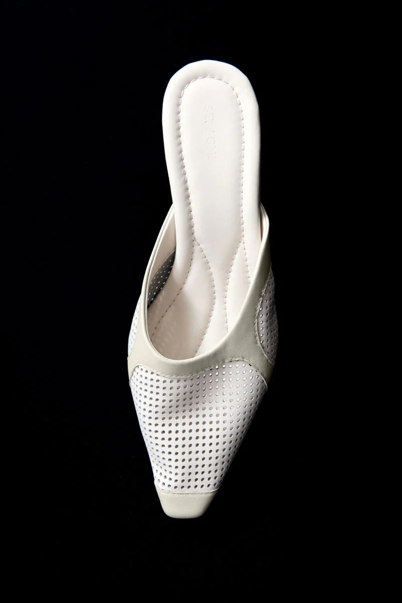 PERFORATED HEEL OFF WHITE