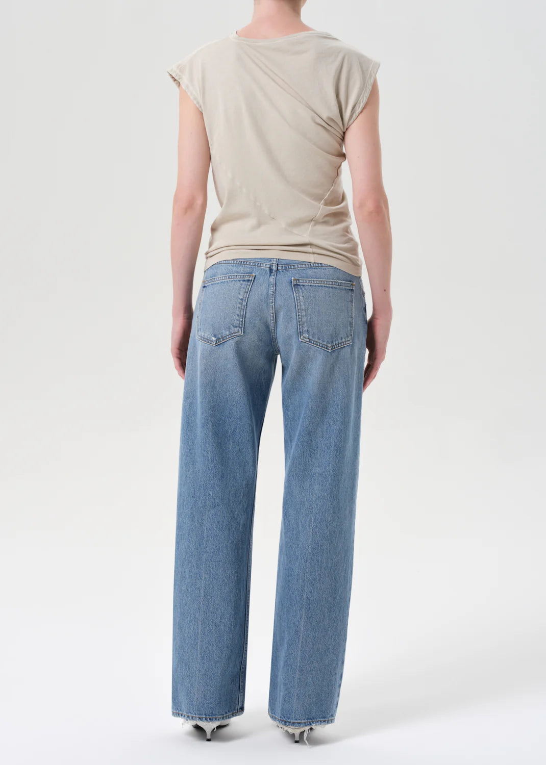 LOW RISE LOOSE JEAN