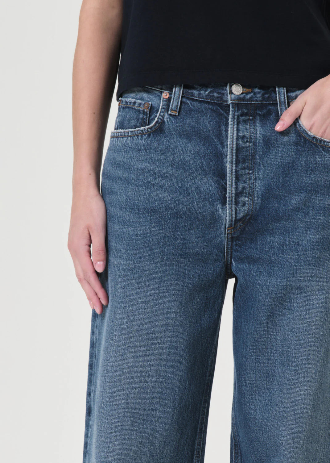 LOW SLUNG BAGGY ESSENCE