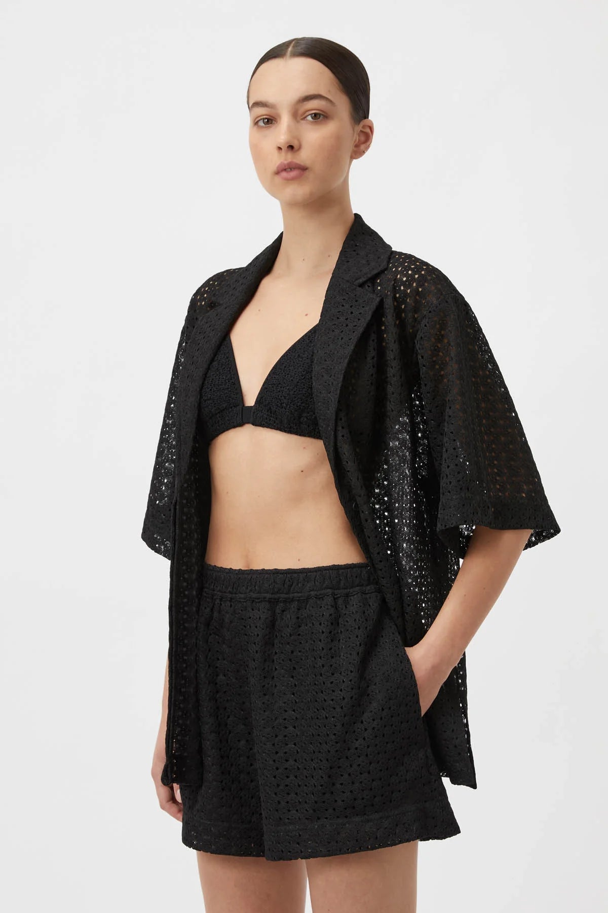 AGNA LACE SHORTS BLACK