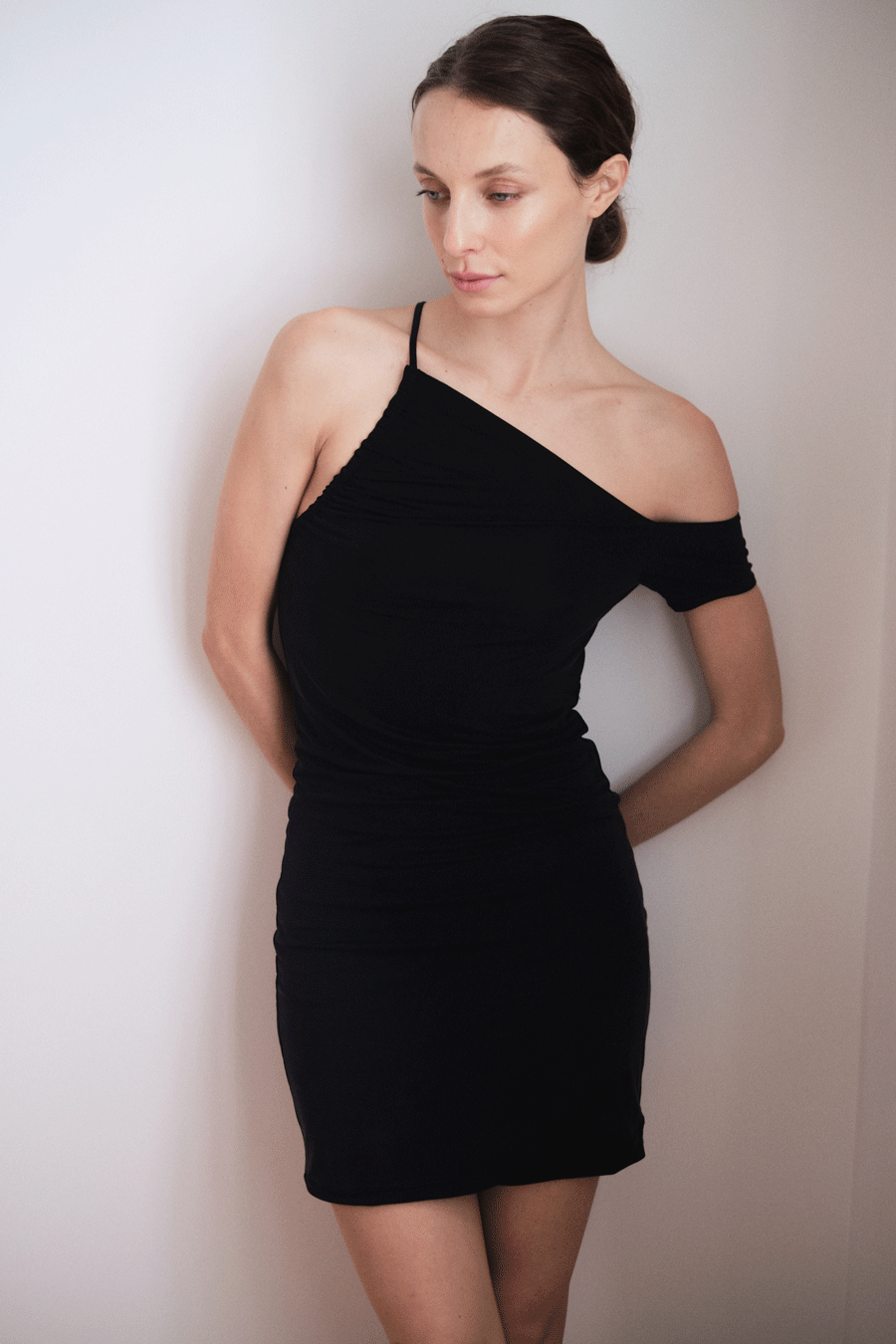 ASYMMETRIC MINI DRESS BLACK