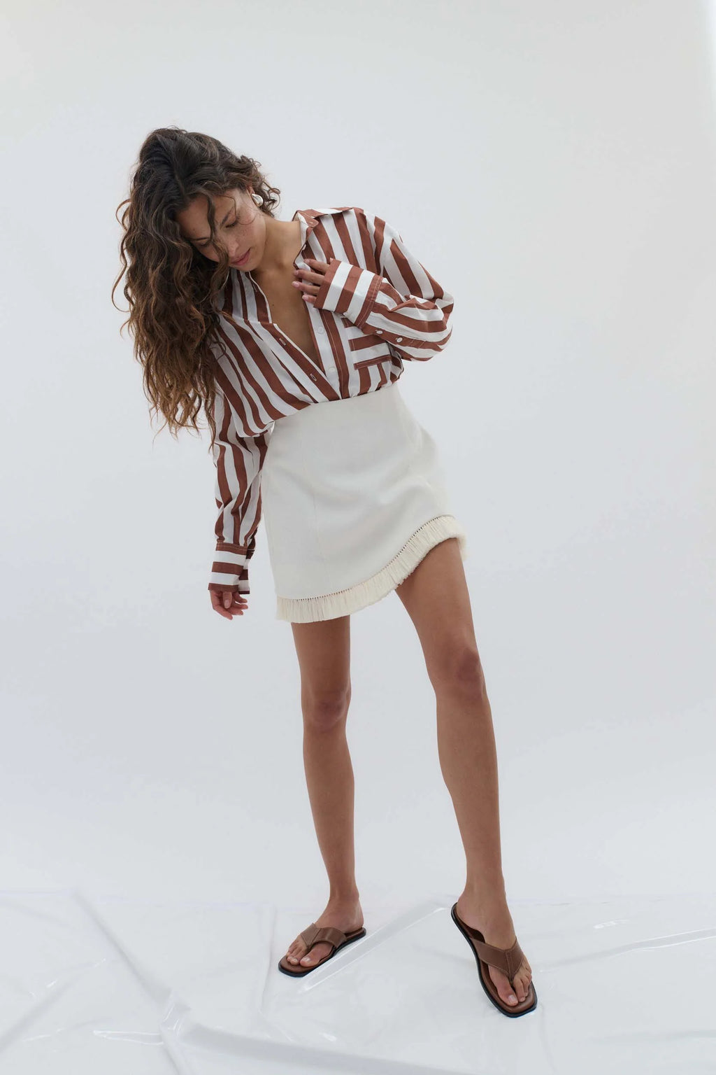 NADIA CHESTNUT/CONTRAST STITCH