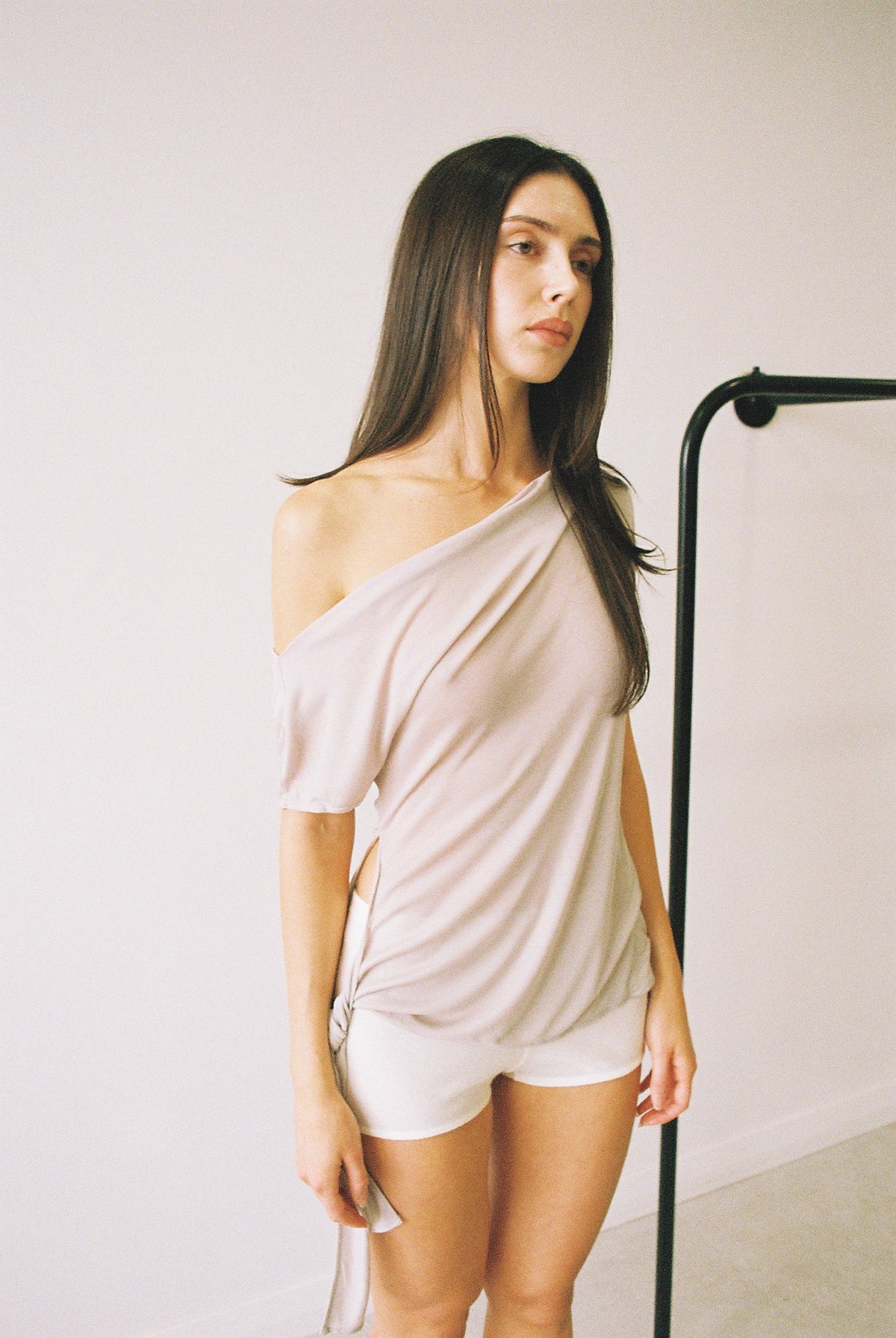 FINE JERSEY OFF SHOULDER TOP