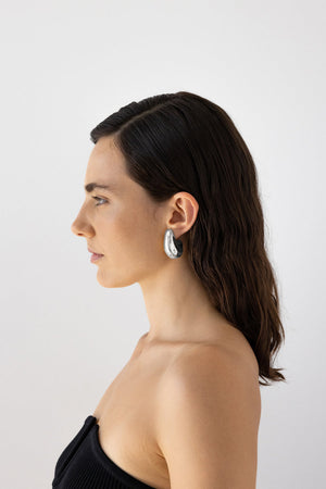 VOLUME HOOP LARGE STERLING SILVER