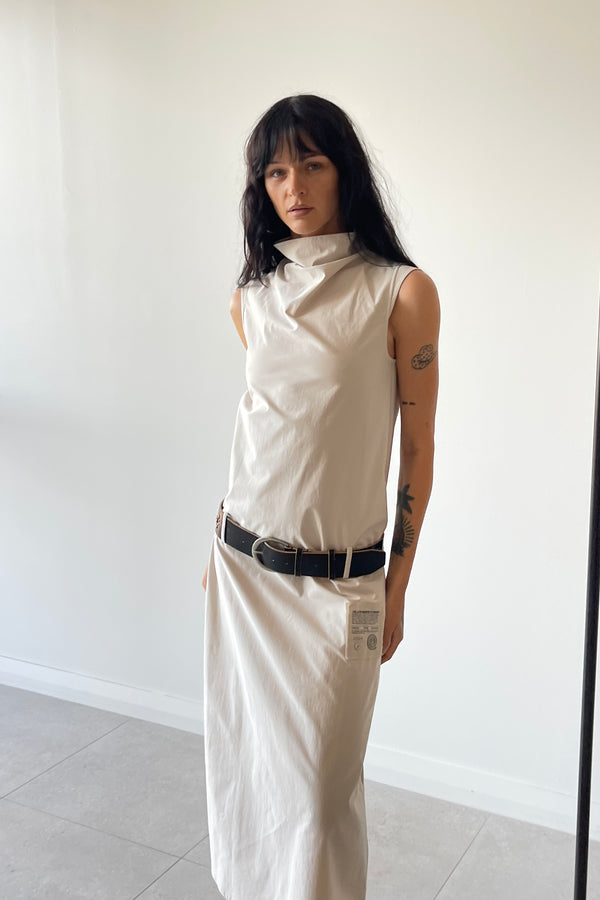 CALYX MOCK NECK DRESS OFF WHITE - DEMODEMODE