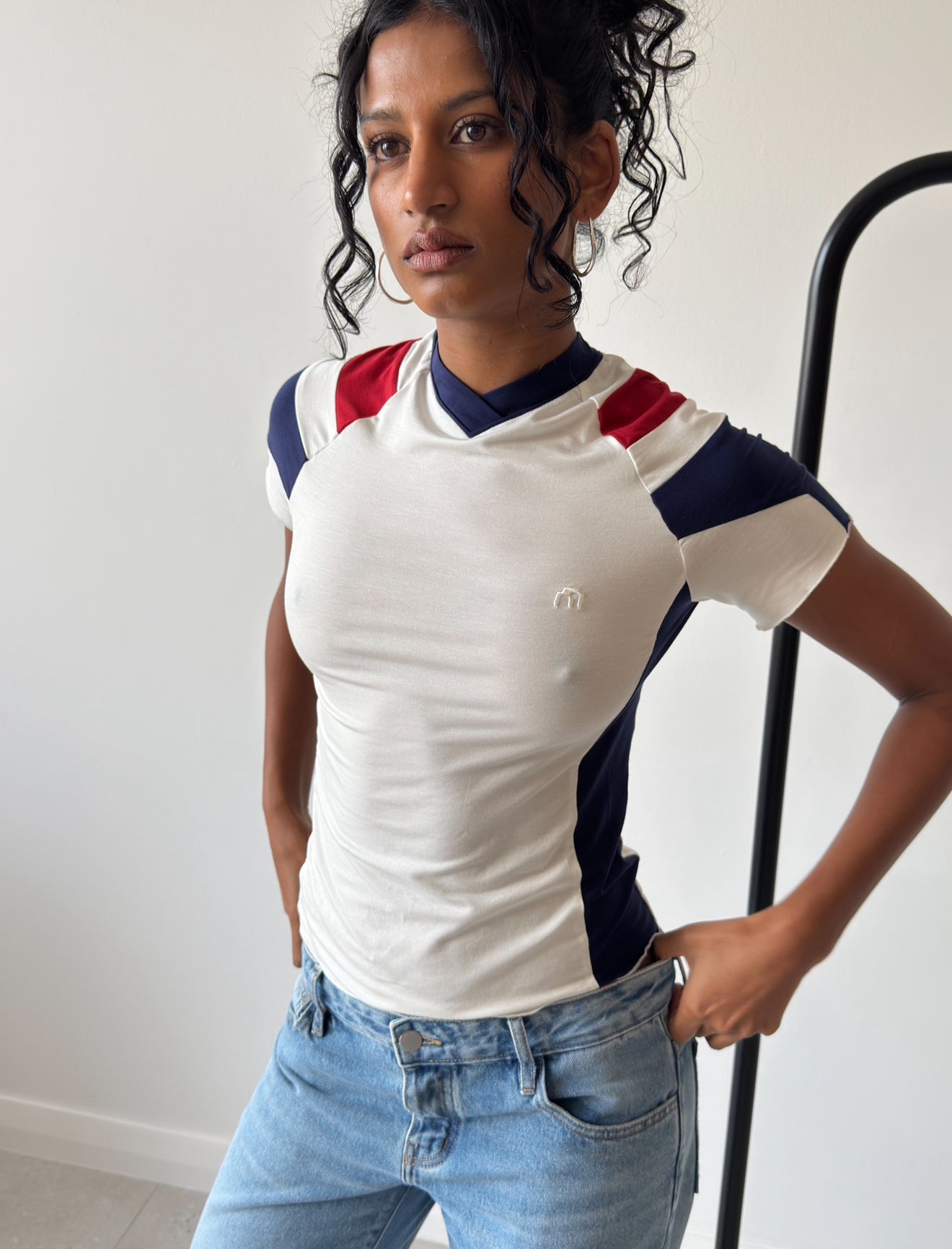 MEL TEE WHITE NAVY RED