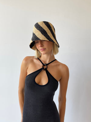 CYLA BUCKET HAT BLACK AND NATURAL SPIRAL