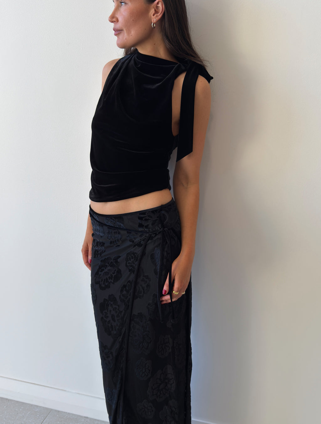 ETTORE DRAPE TOP BLACK