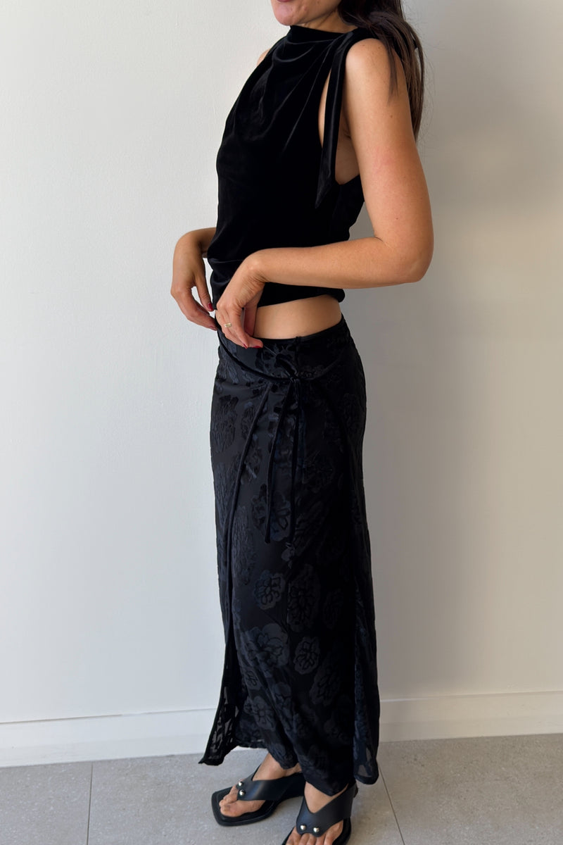 VITTORIA WRAP SKIRT MIDNIGHT FLORAL - SIR