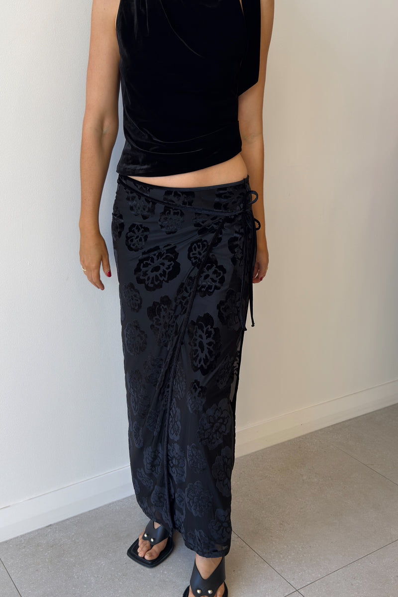VITTORIA WRAP SKIRT MIDNIGHT FLORAL - SIR