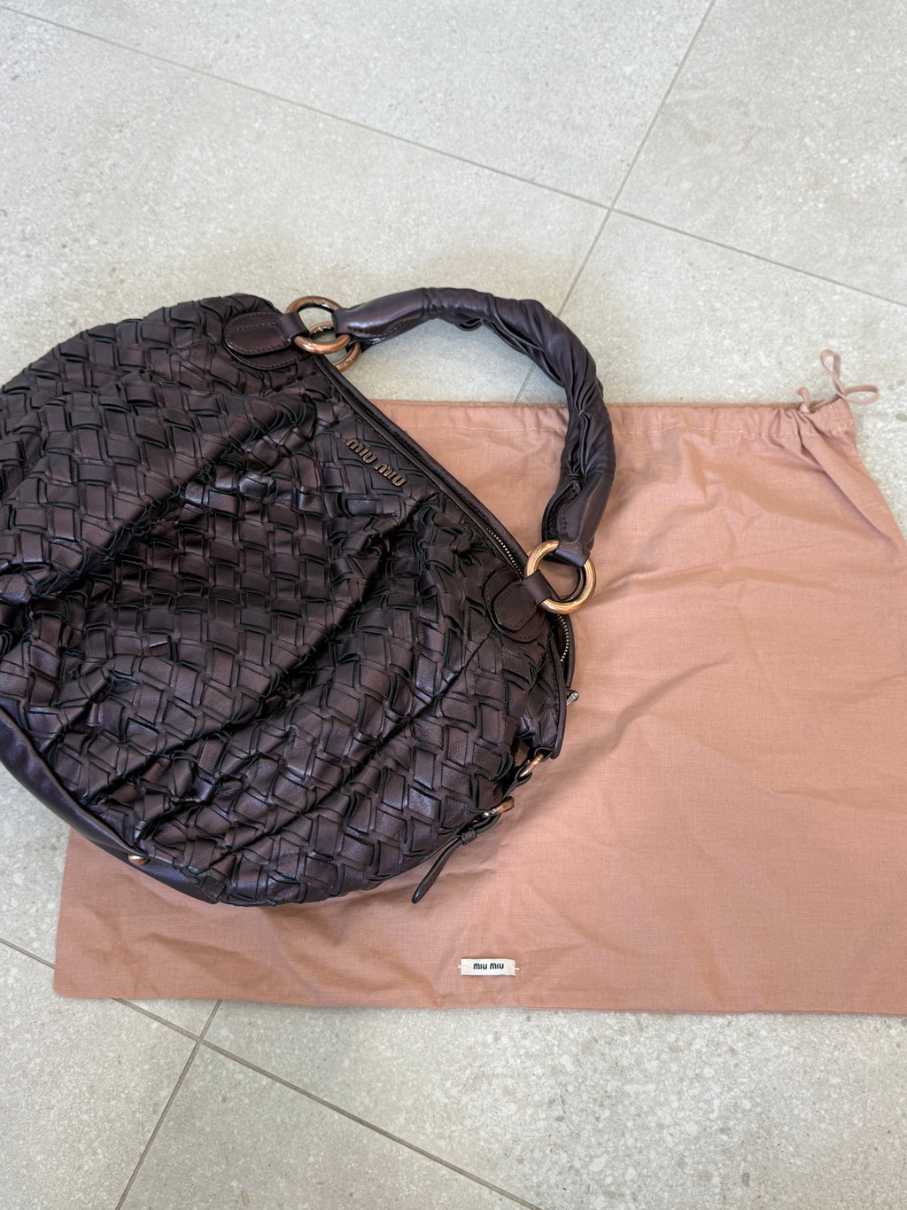 MIU MIU LEATHER HAND BAG