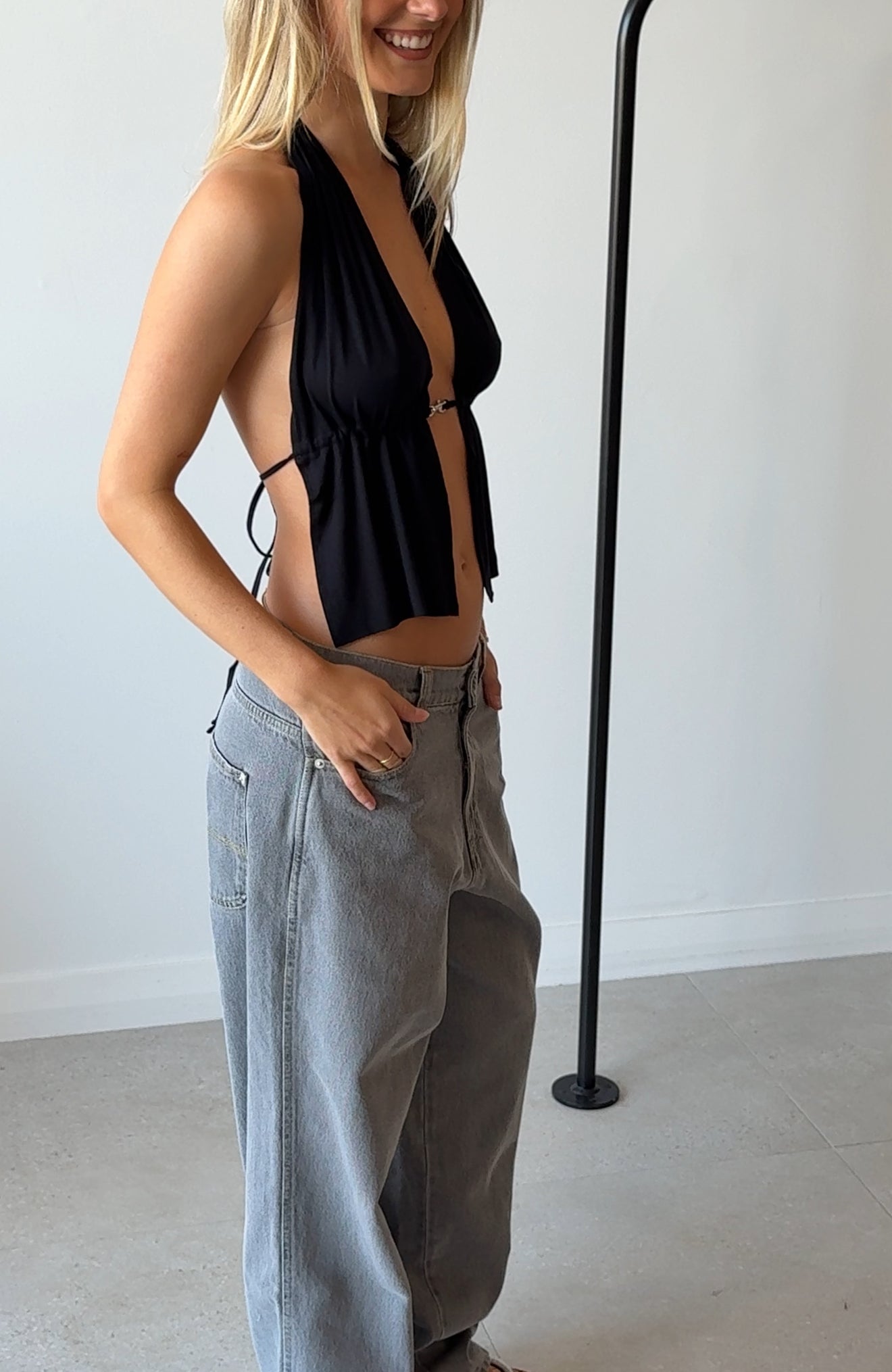 MIA BUCKLE TOP BLACK
