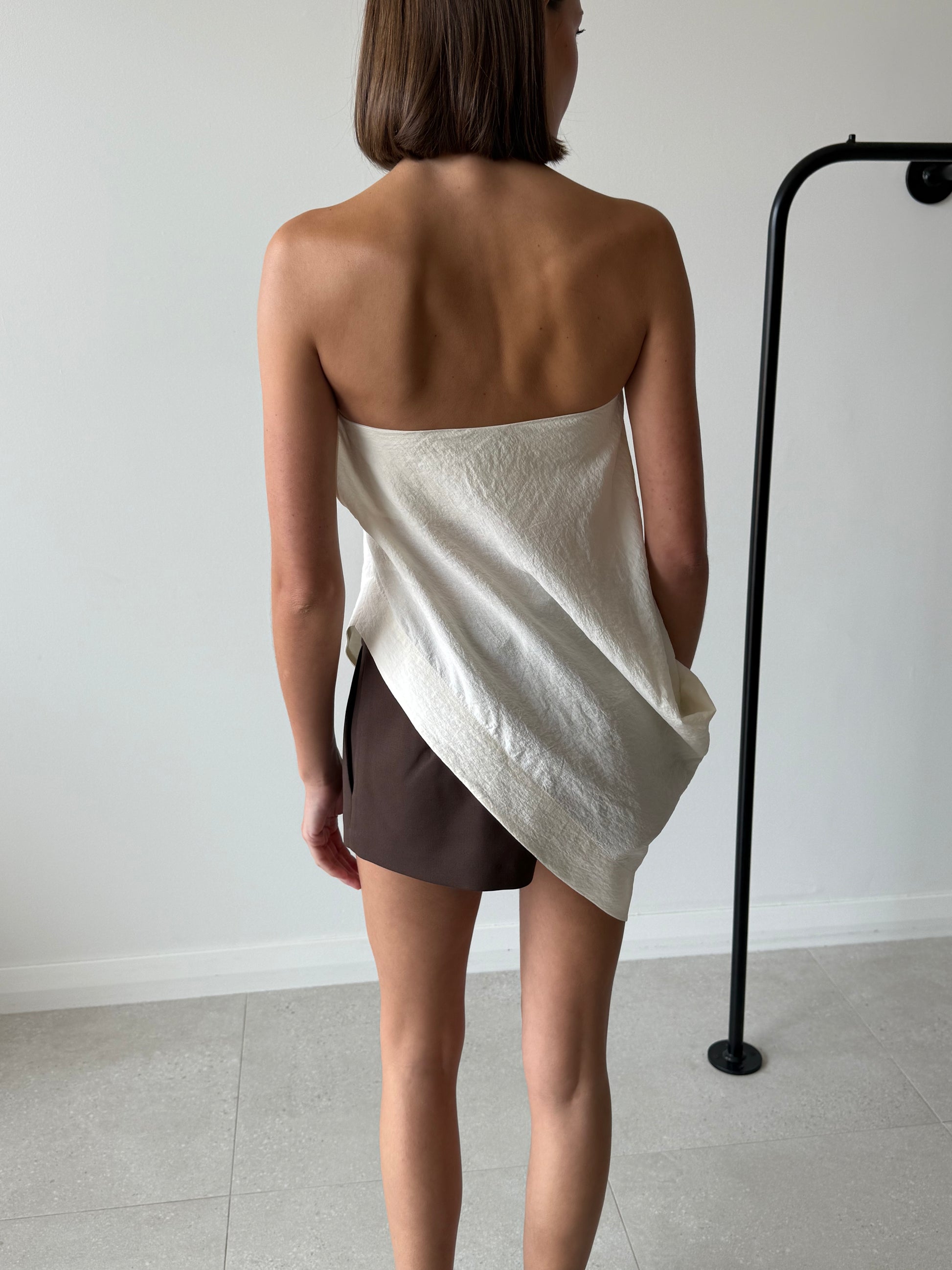 CLOUD ASYMM DRAPE TOP OFF WHITE