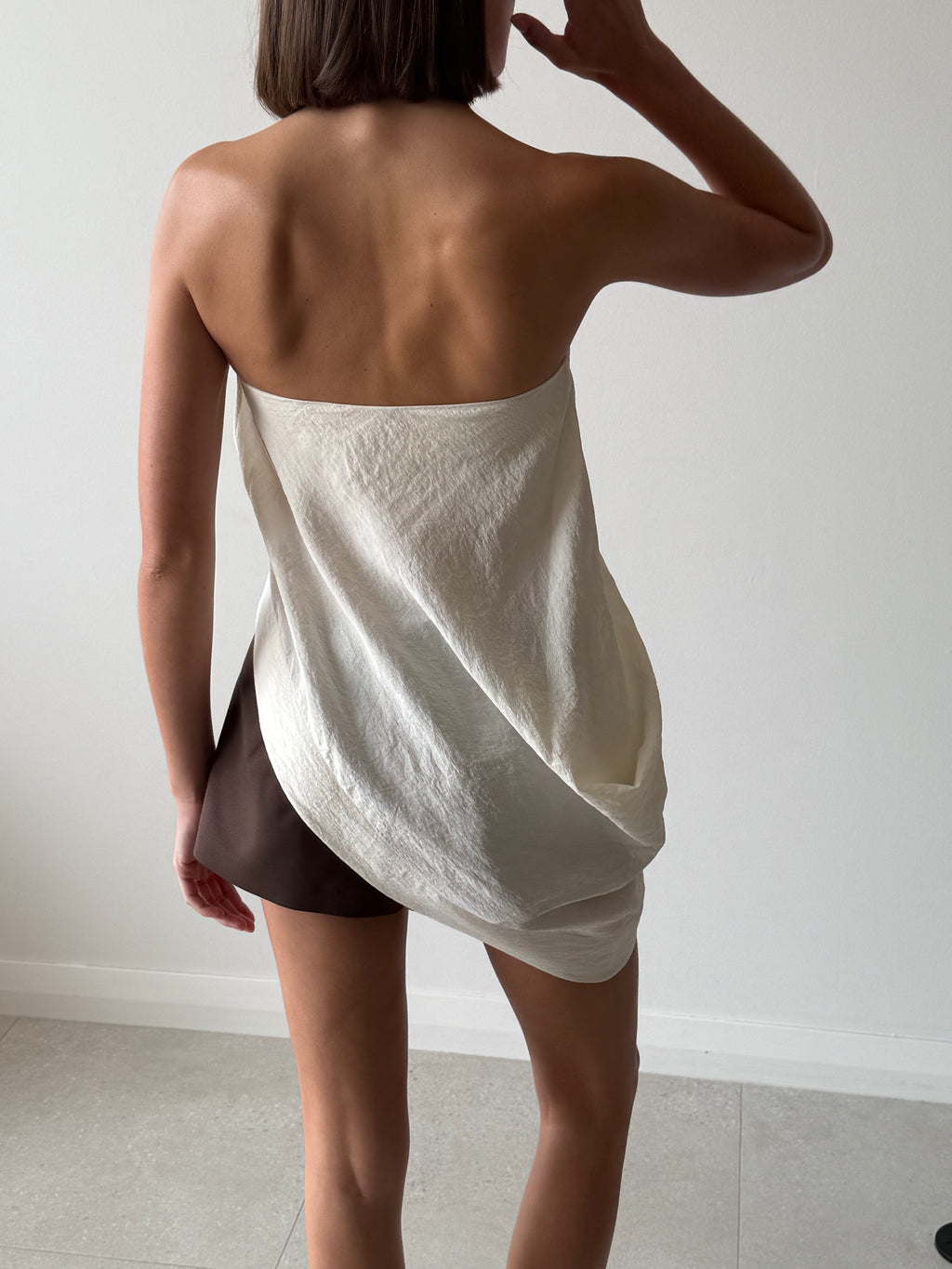 CLOUD ASYMM DRAPE TOP OFF WHITE