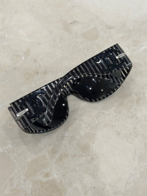 CHANEL SUNGLASSES BLACK STRIPE