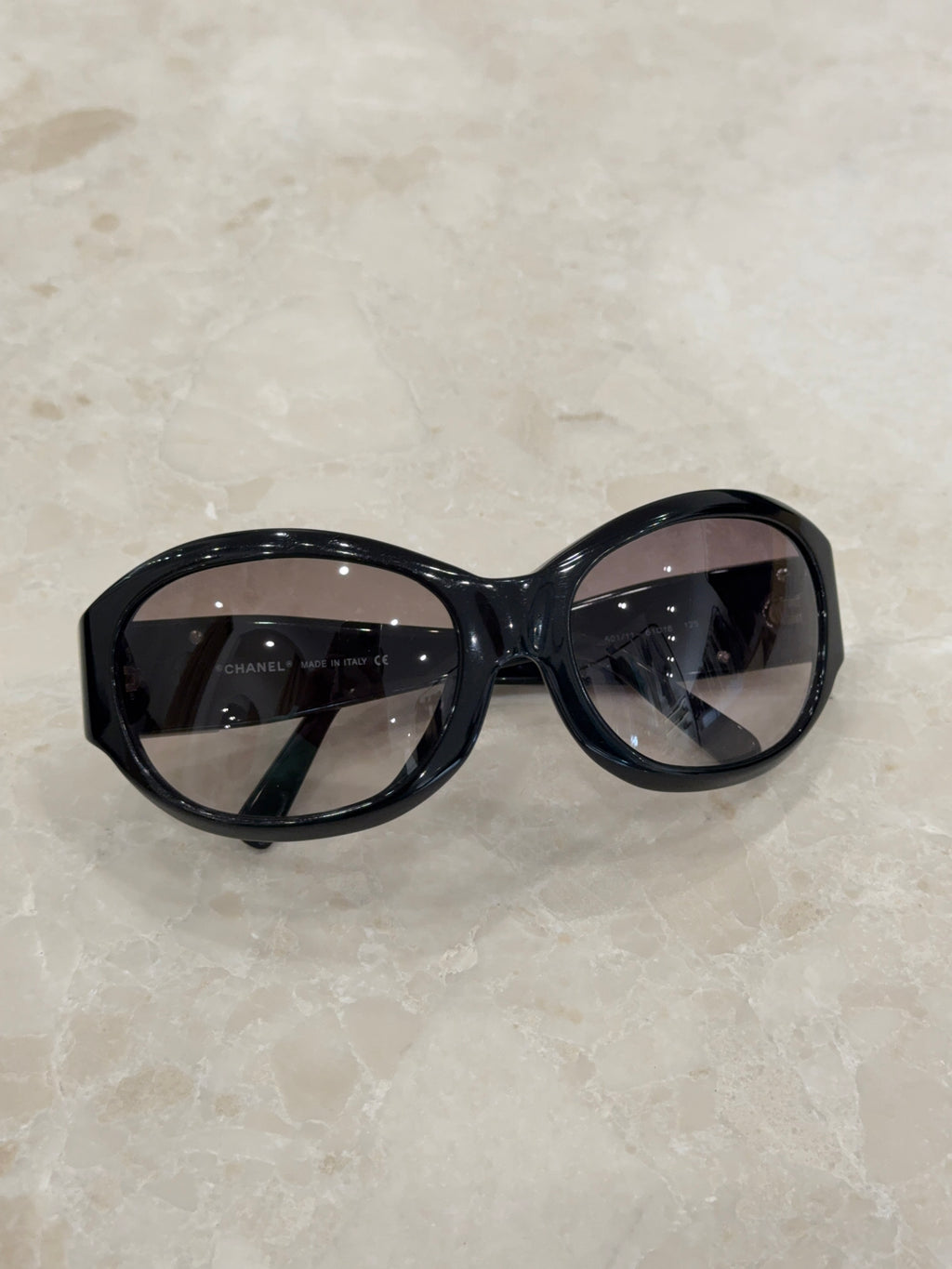 CHANEL SUNGLASSES BLACK