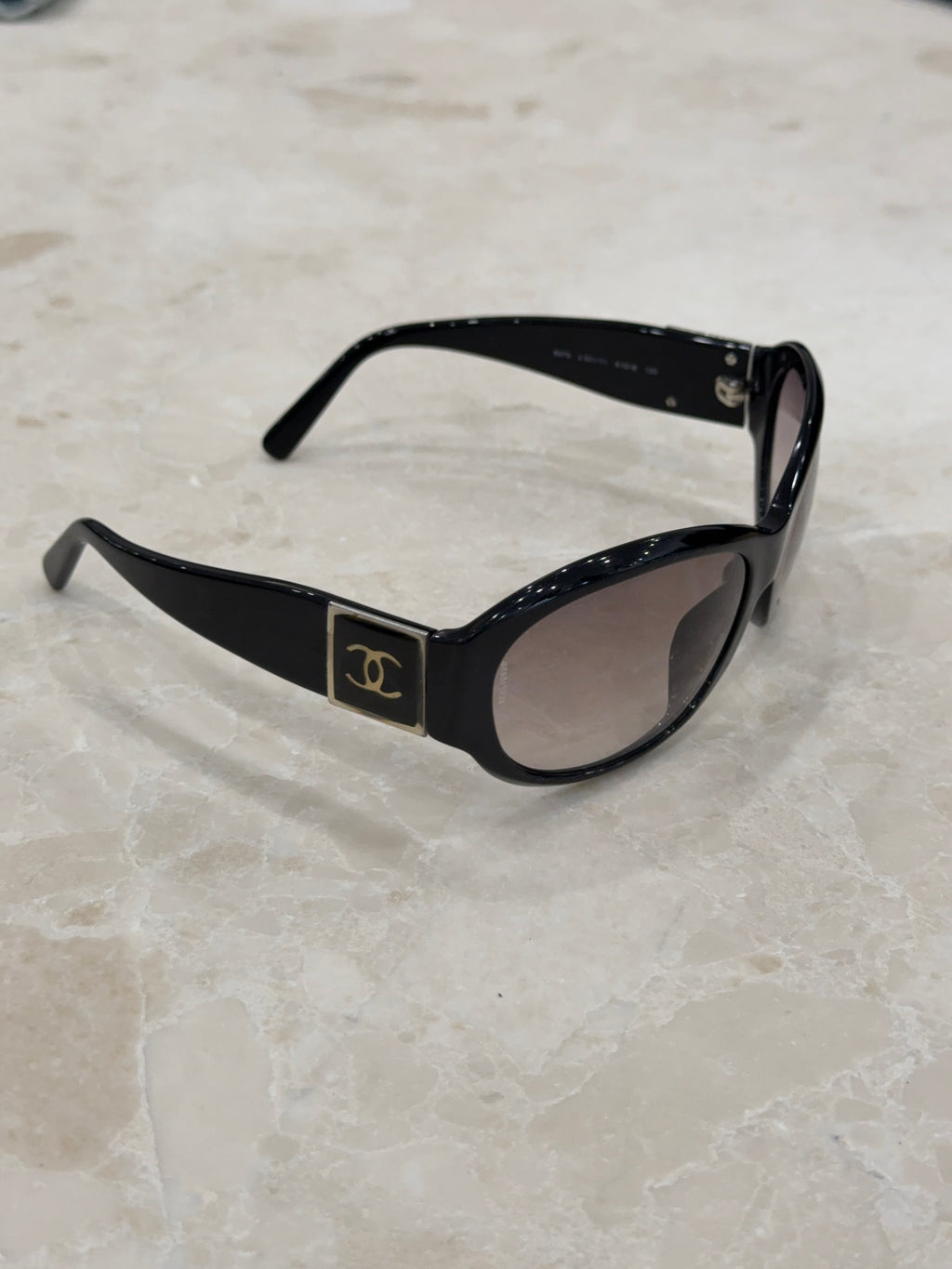 CHANEL SUNGLASSES BLACK