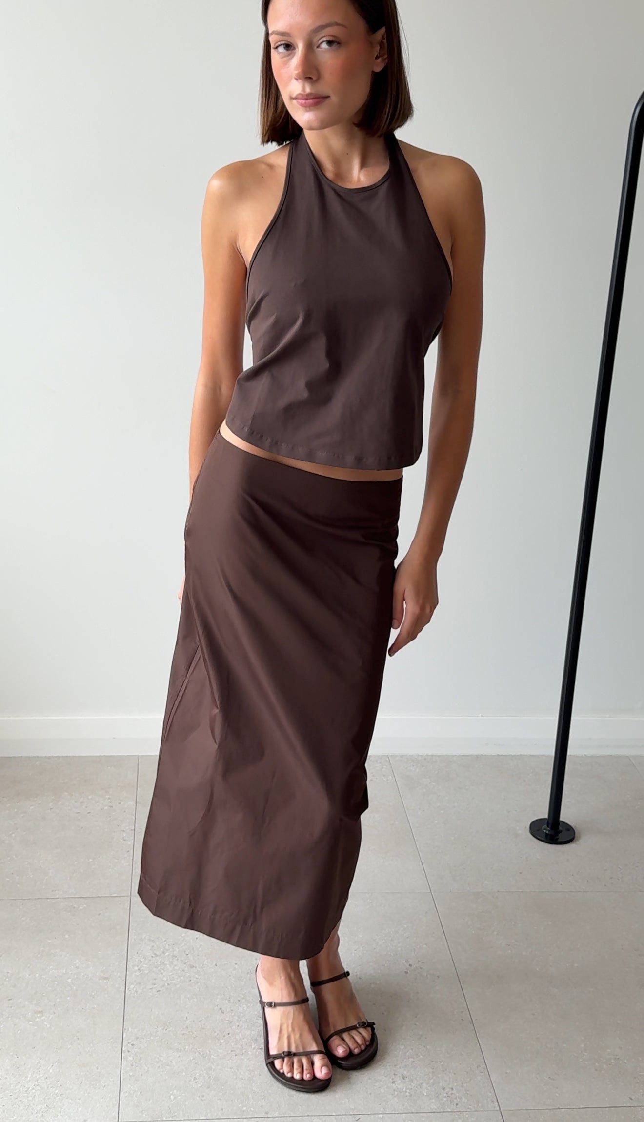 PAPER TAFFETA COLUMN SKIRT MOCHA