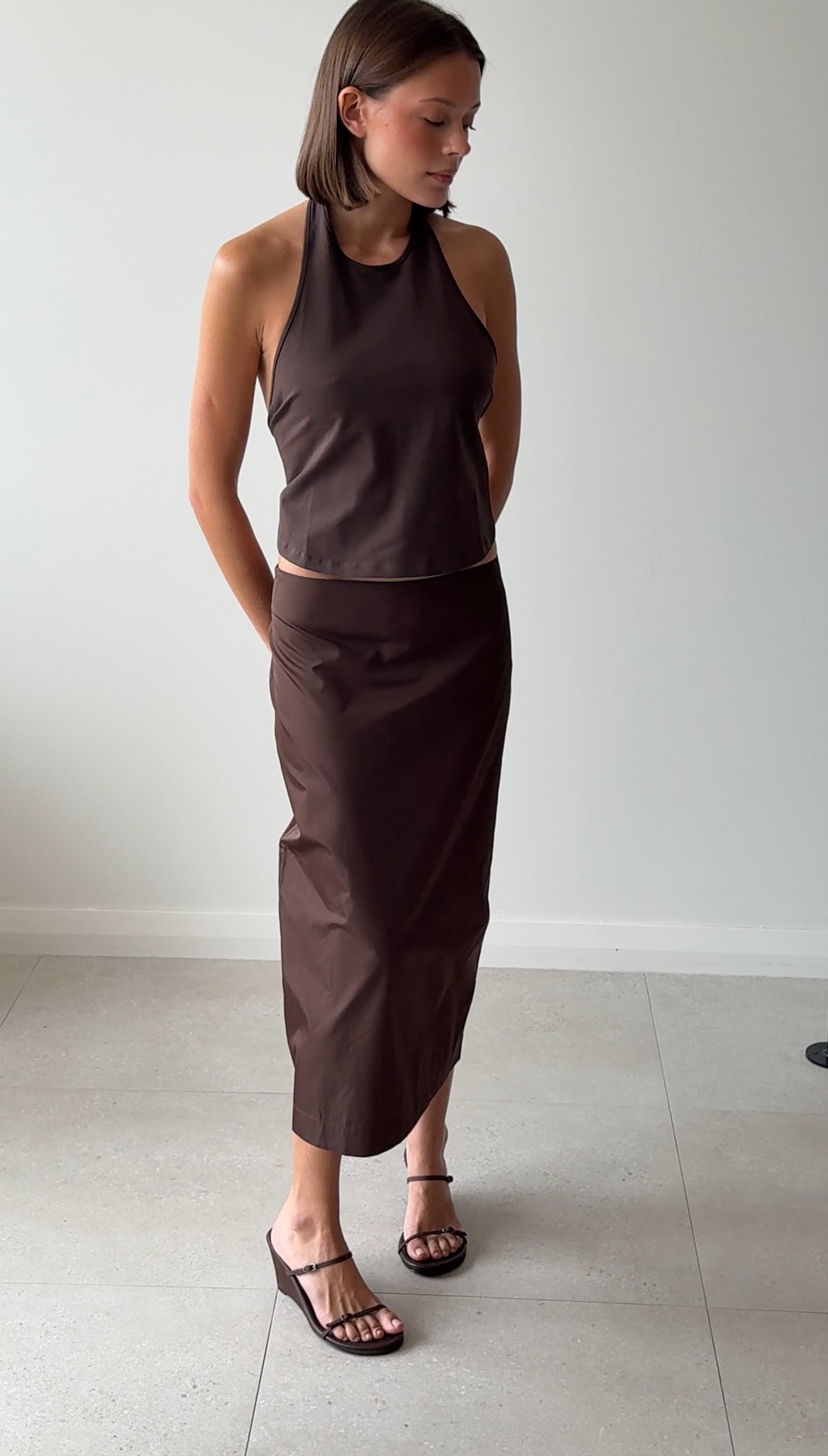 PAPER TAFFETA COLUMN SKIRT MOCHA
