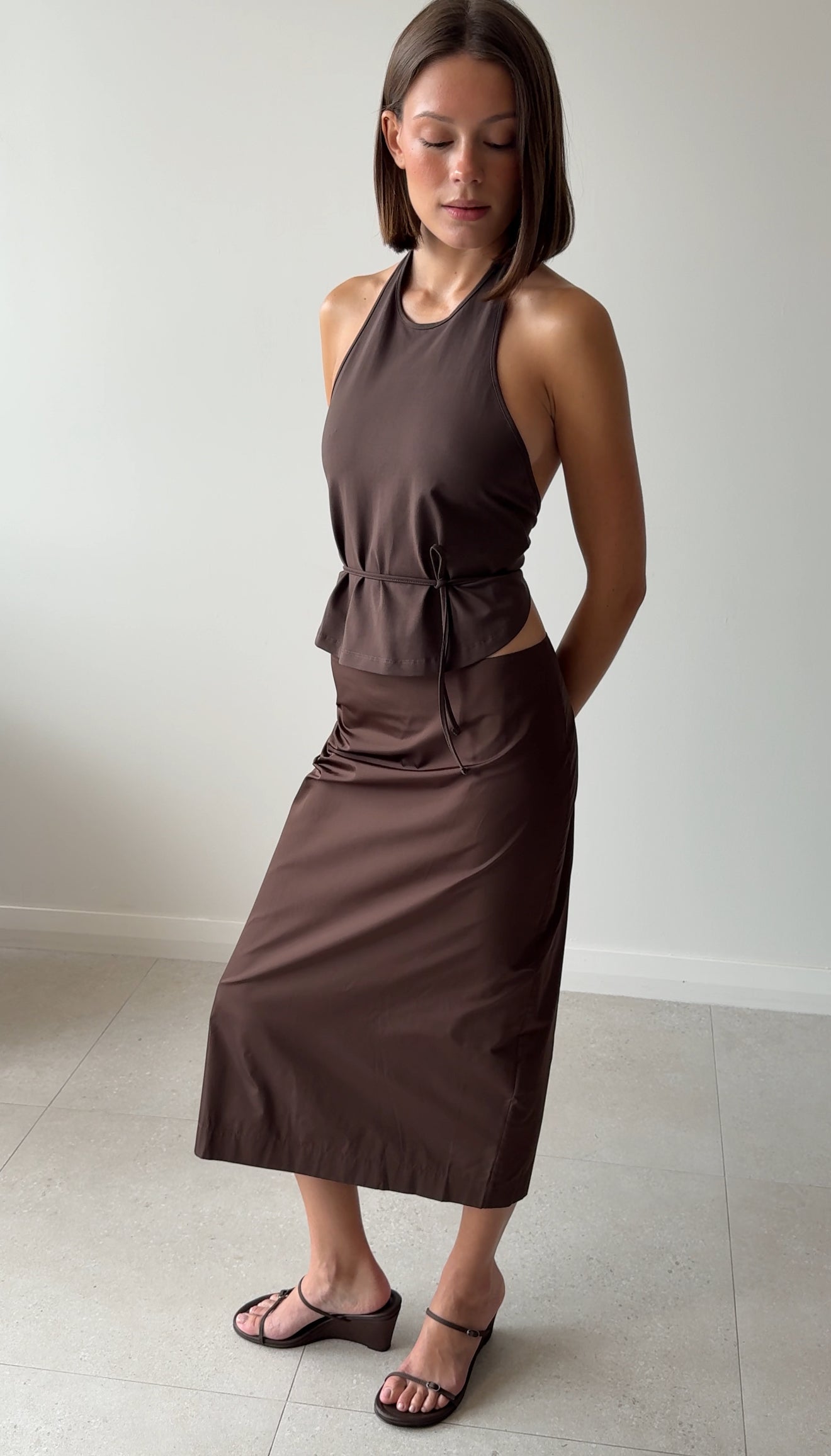 PAPER TAFFETA COLUMN SKIRT MOCHA