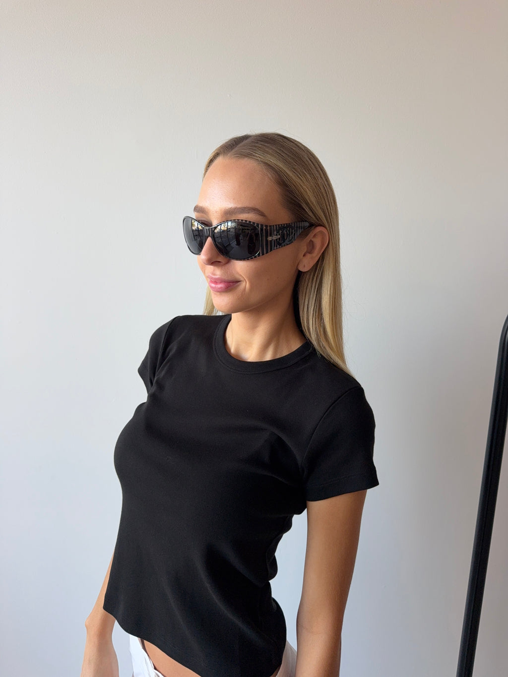 CHANEL SUNGLASSES BLACK STRIPE