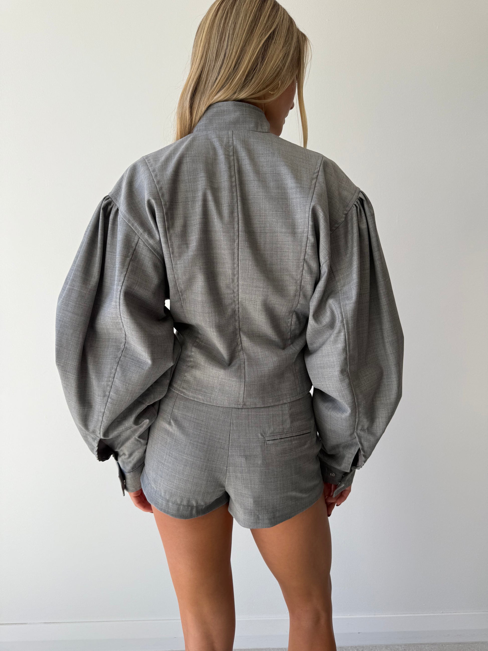 NOA SHORTS GREY