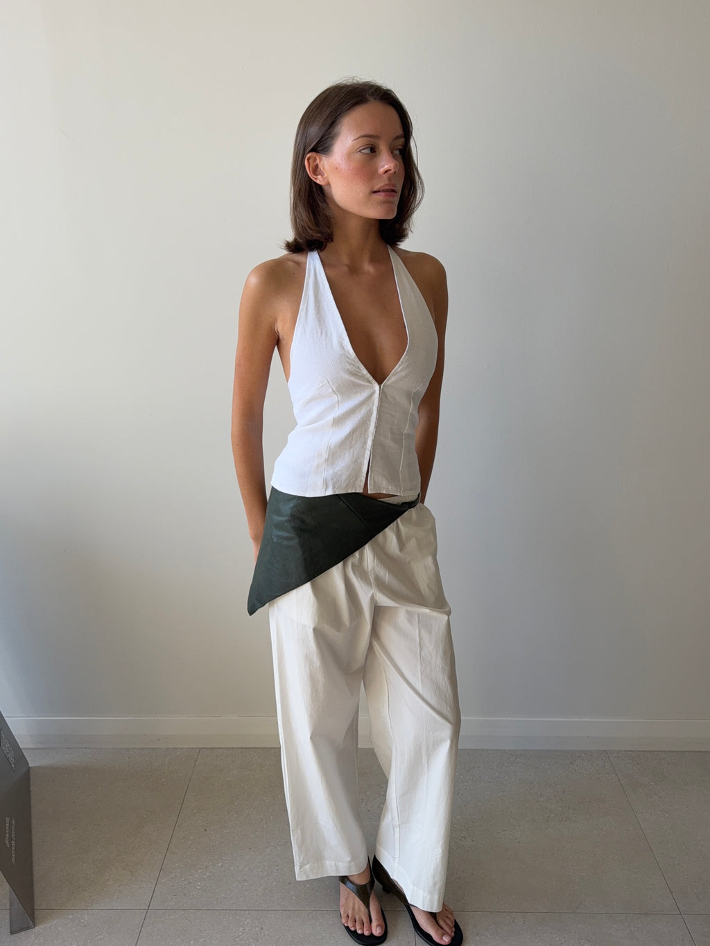 EASE TROUSER WHITE