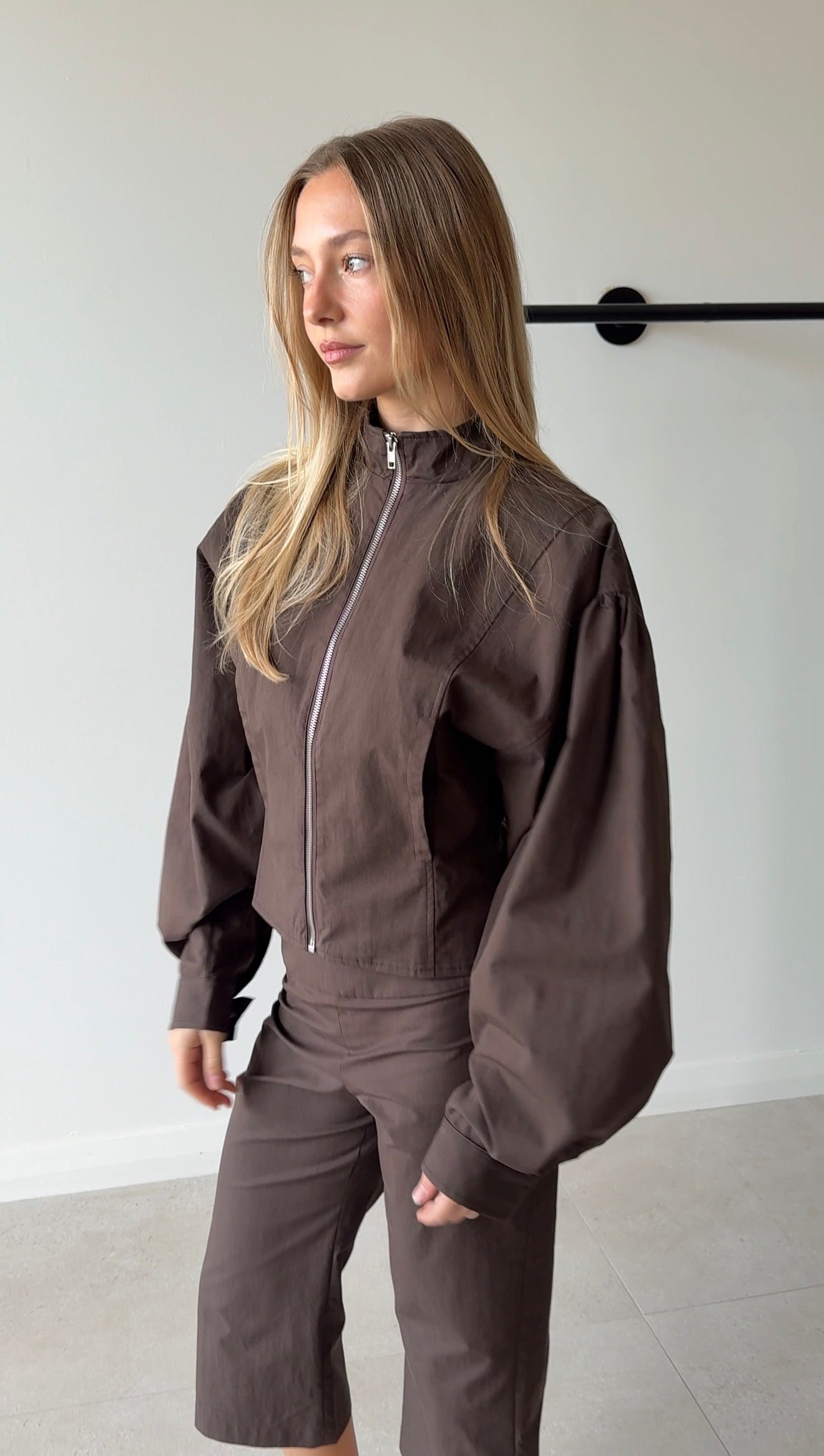 GLOBO JACKET BROWN
