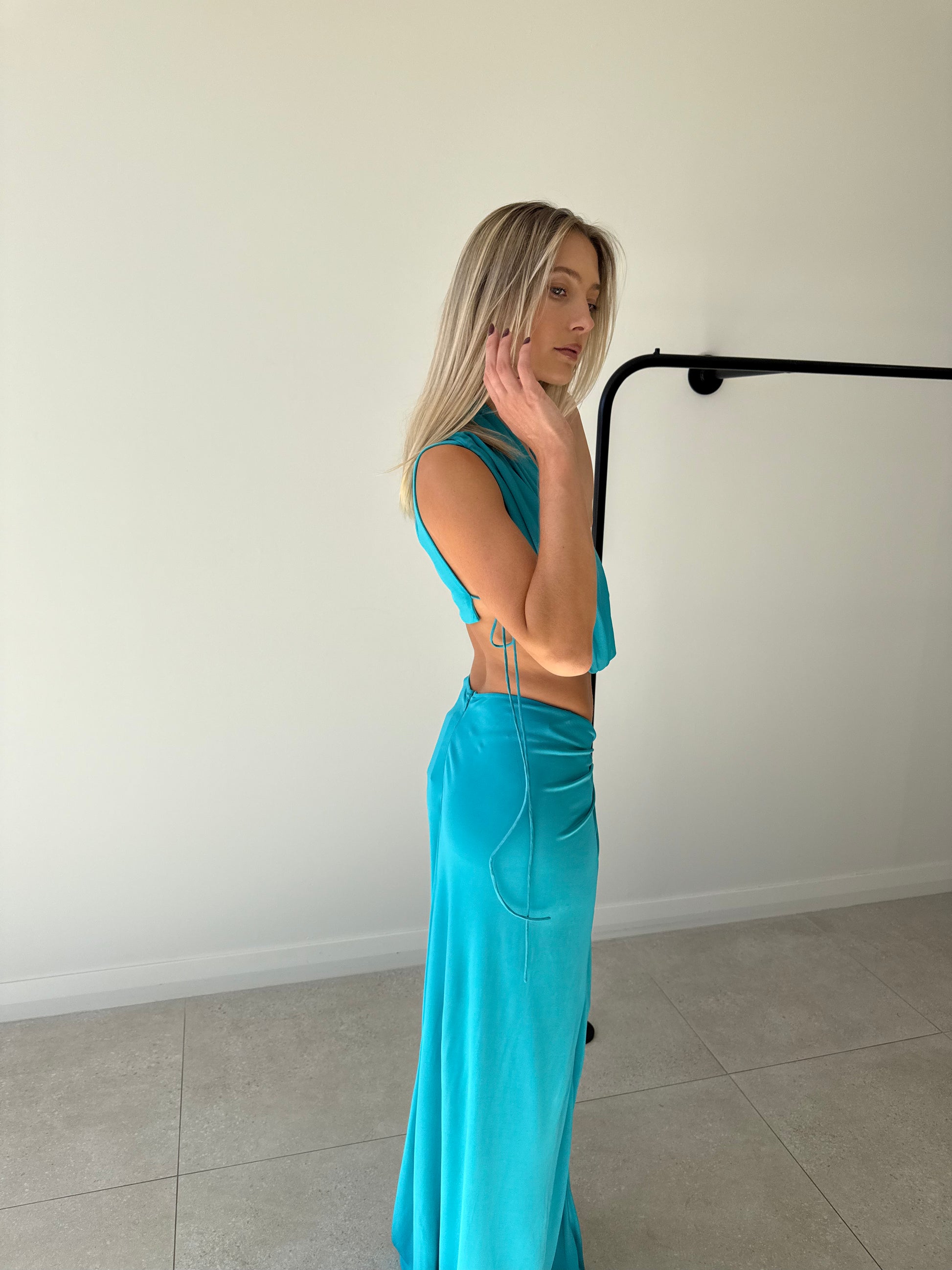 BEZEL QUARTZ RUCHED SKIRT TEAL