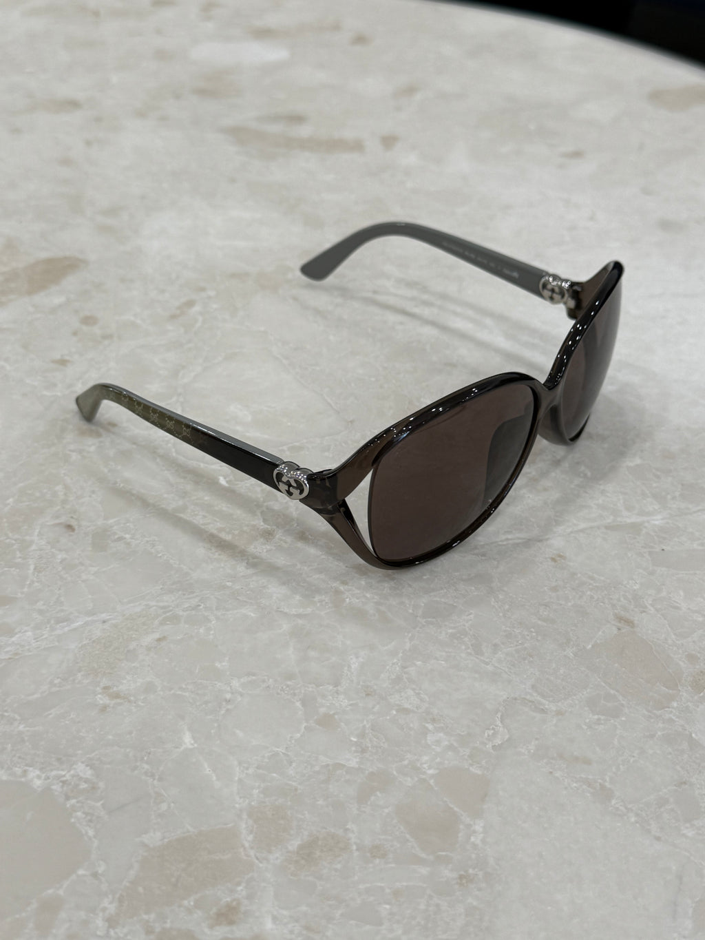 GUCCI SUNGLASSES GREEN