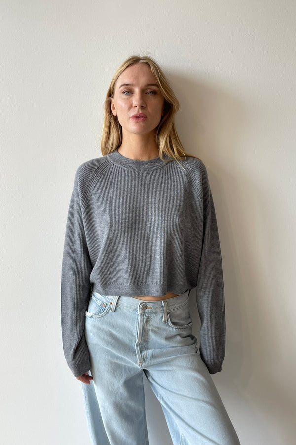 RIBBED CREW NECK CHARCOAL - MR MITTENS