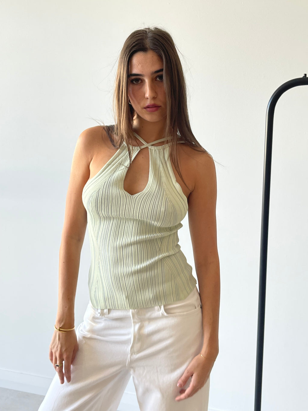 08 CRISS CROSS SINGLET CLOUD