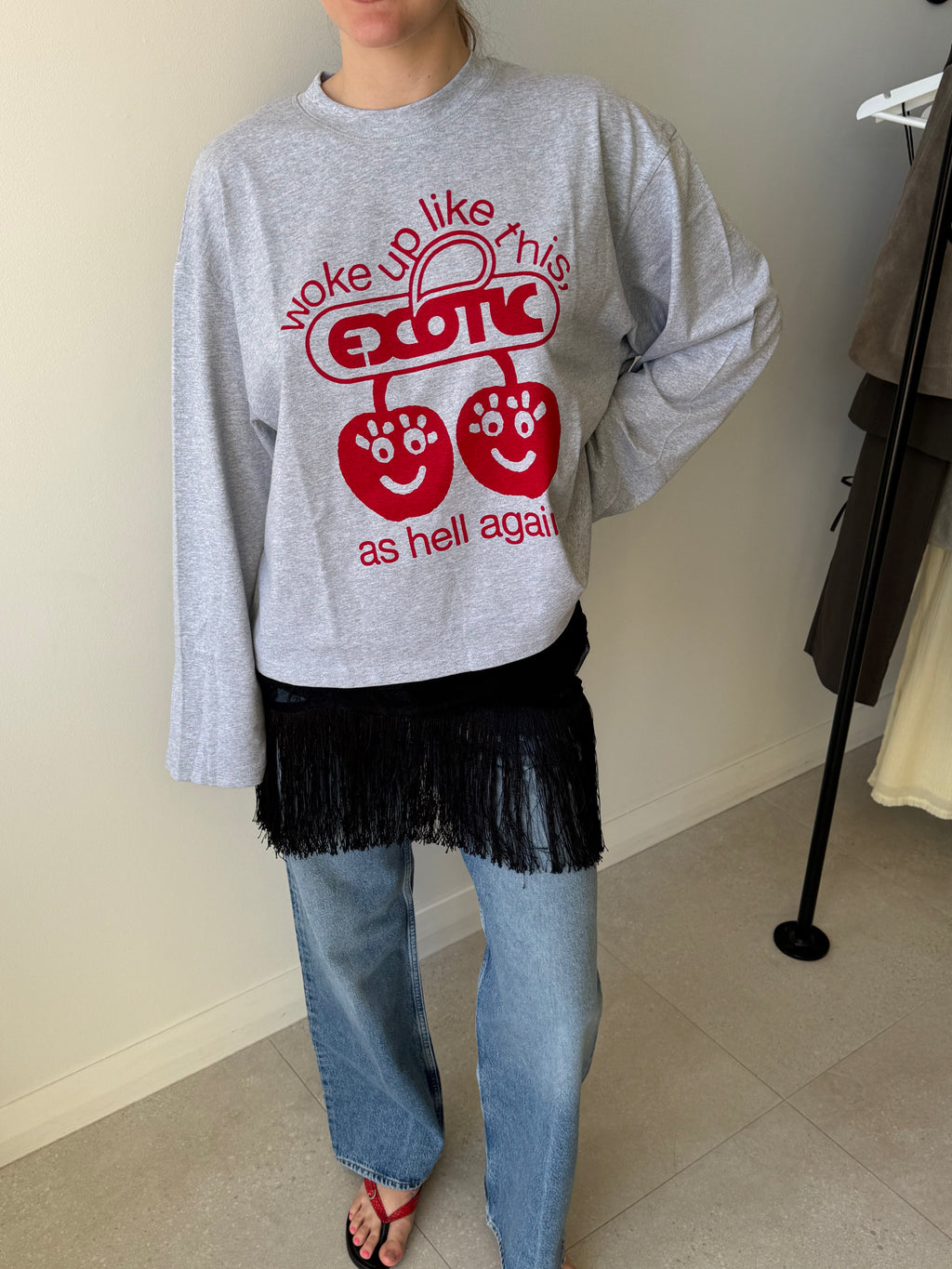 WOKE UP LIKE THIS LONG SLEEVE T-SHIRT GREY/RED