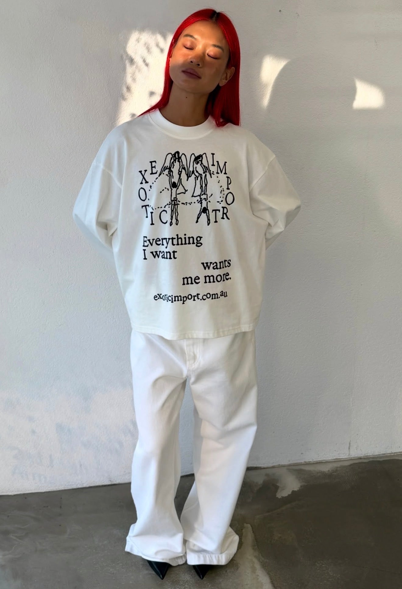 EVERYTHING I WANT LONG SLEEVE T-SHIRT WHITE/BLACK