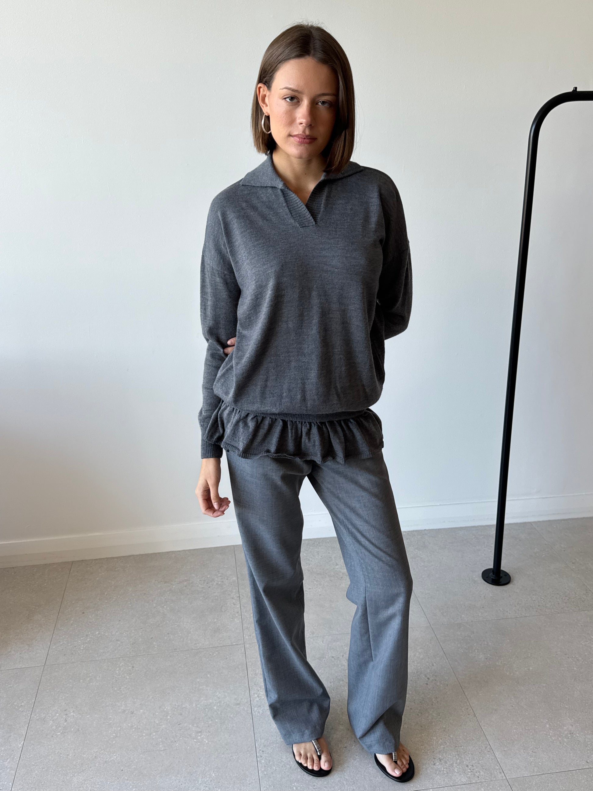 FILLE JUMPER DARK GREY