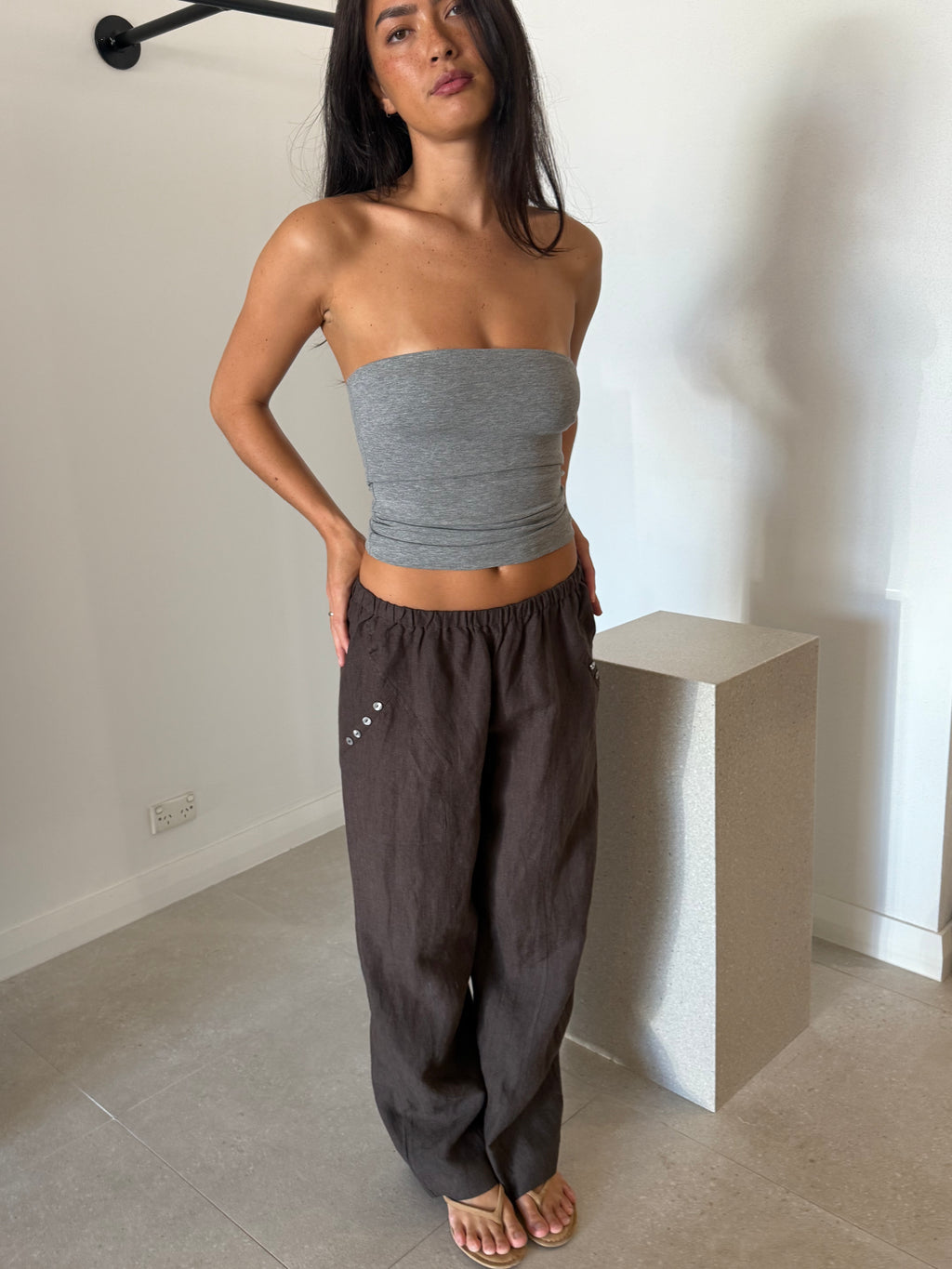 ANGLE POCKET PANT BARK