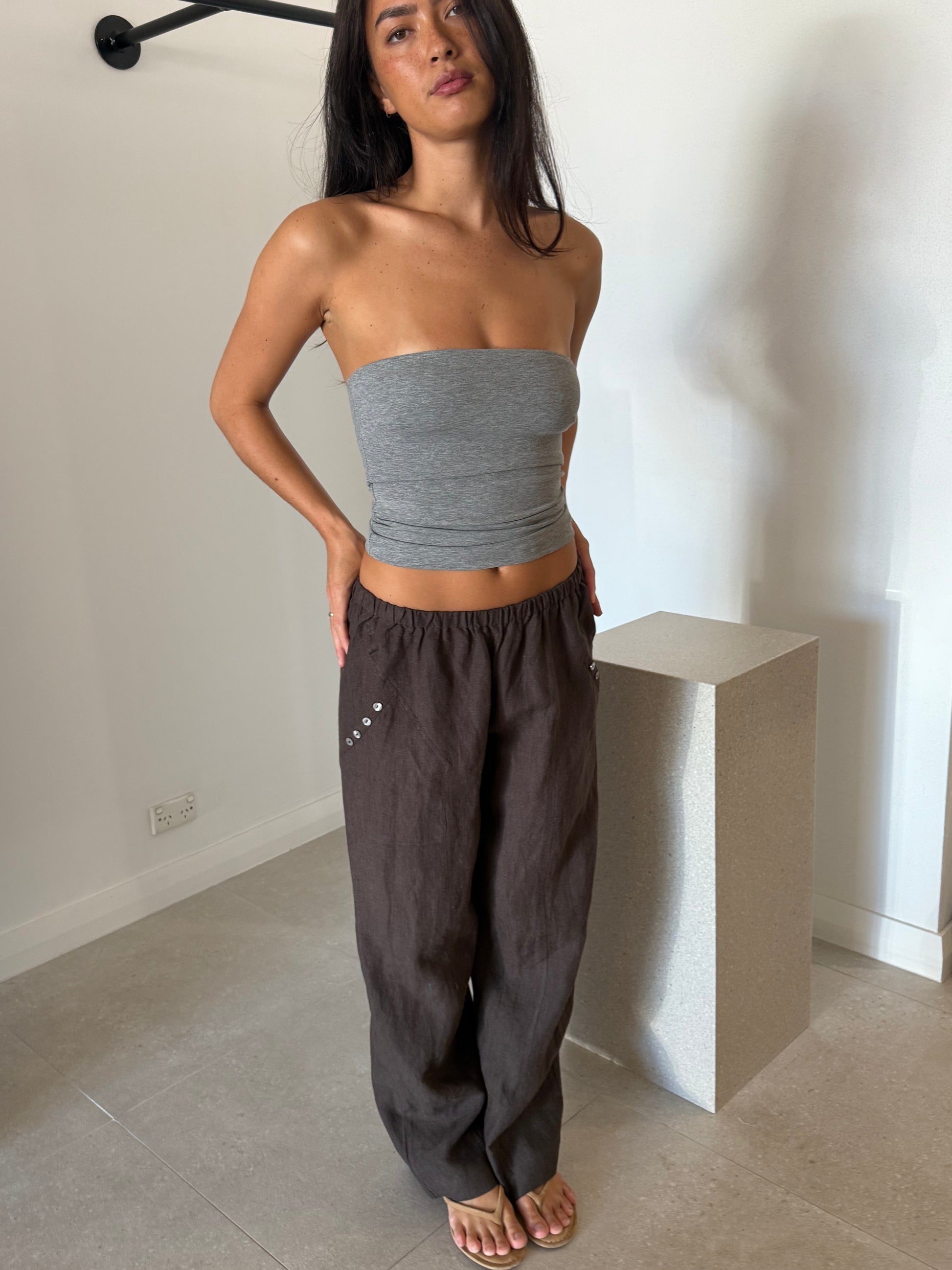 ANGLE POCKET PANT BARK