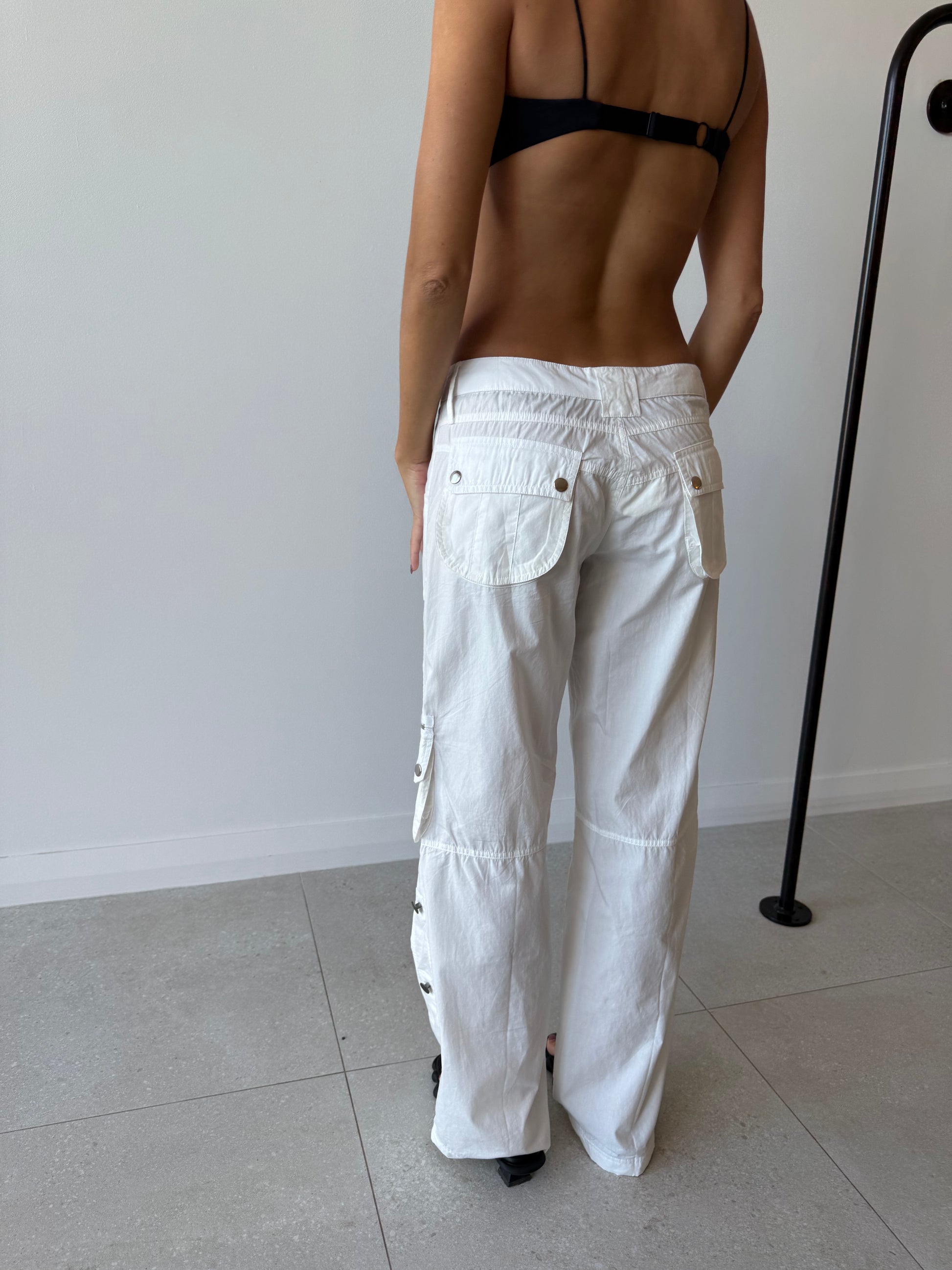 THEA CARGOS WHITE
