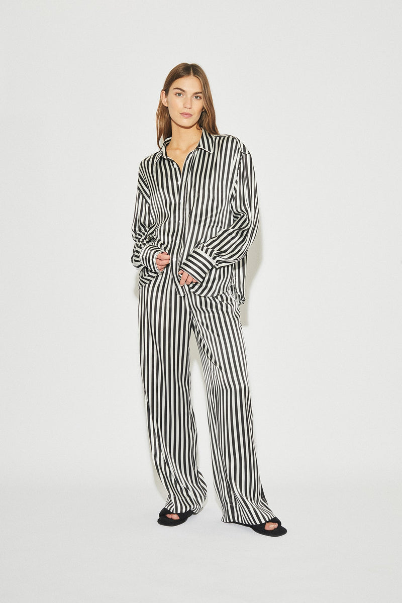 LOUNGE PANT BLACK + WHITE STRIPE - MAISON ESSENTIELE